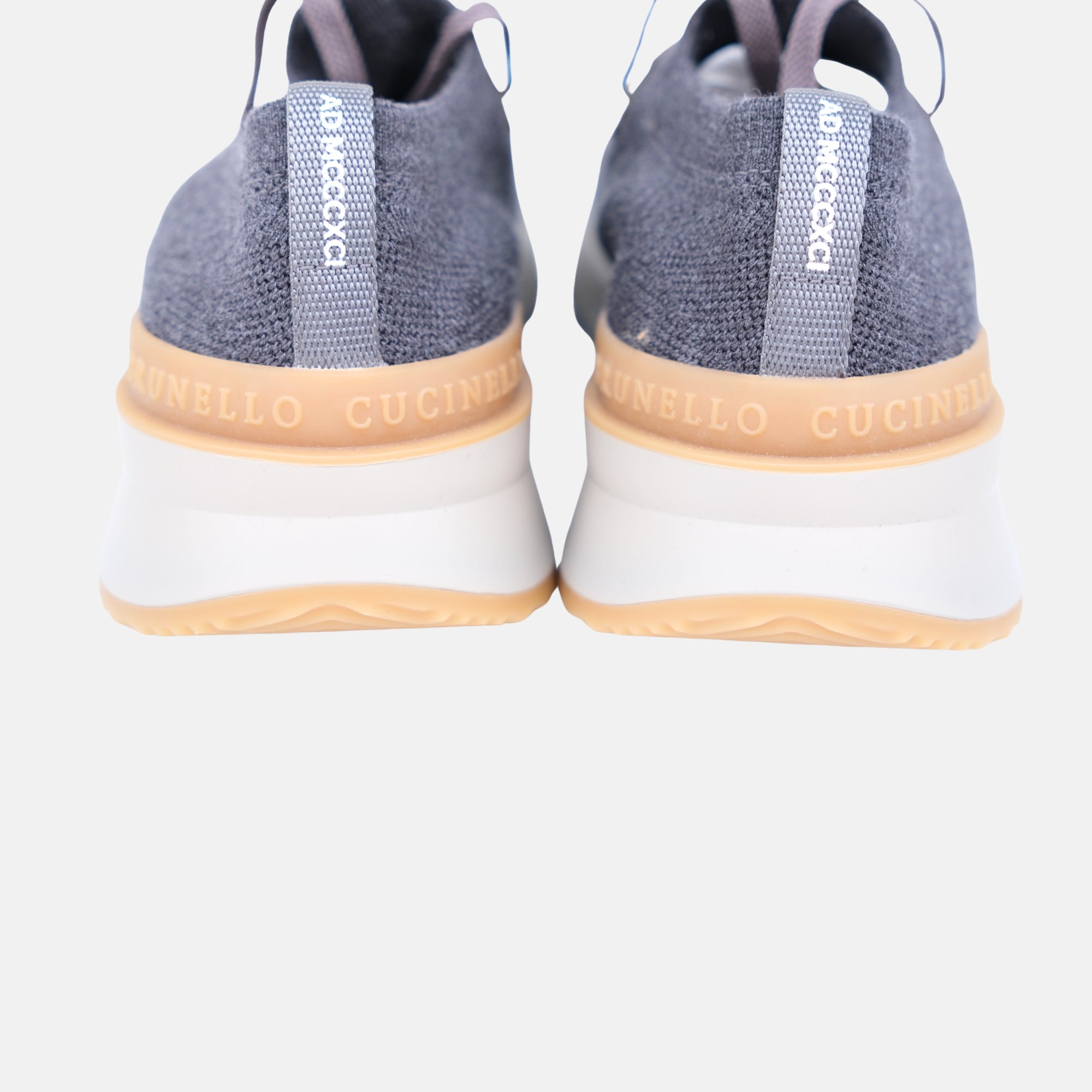 Gray Sneakers made of Stretch Knit/Leather Details (EU 41)