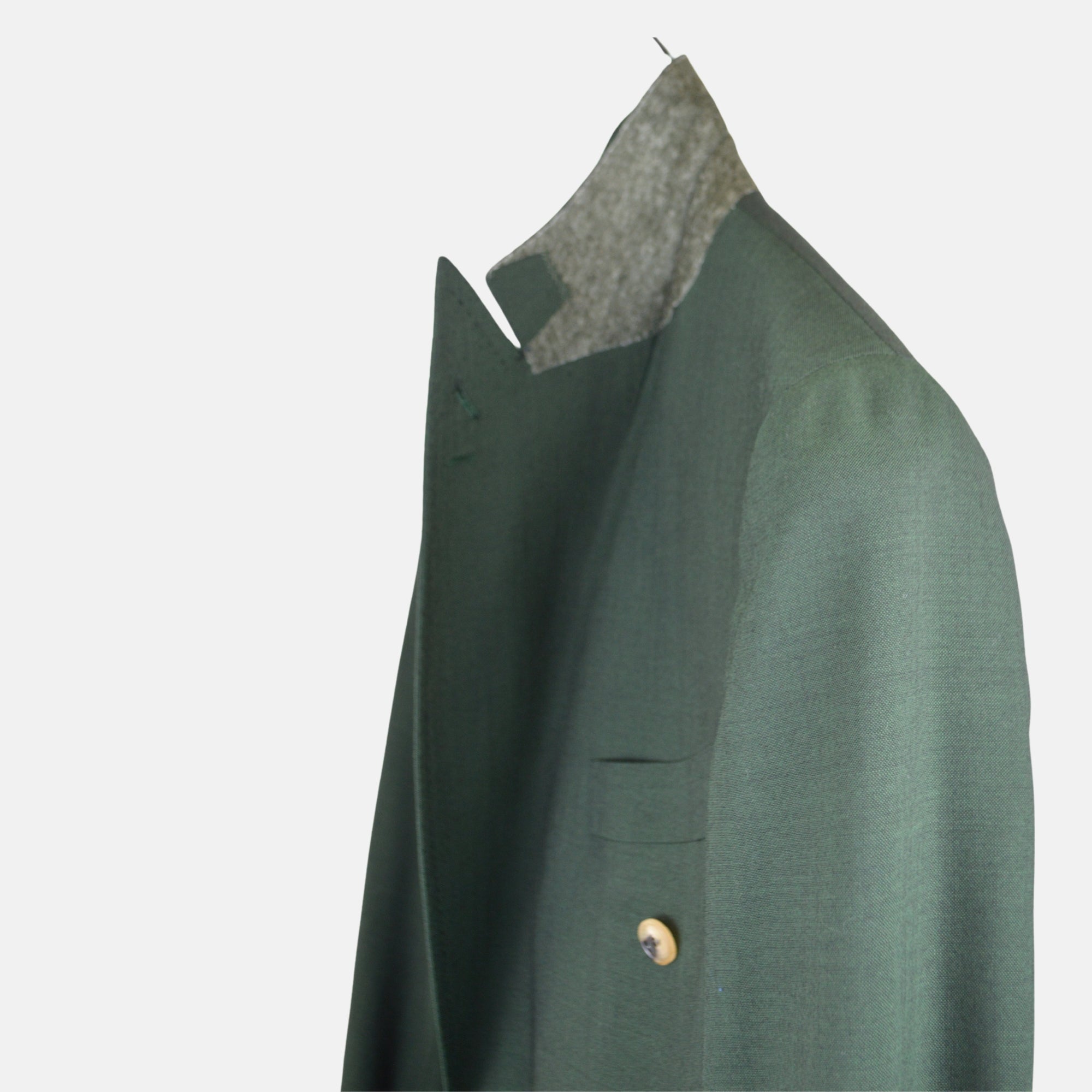 Green Double Breasted Suit made of Wool/Mohair (EU 46)