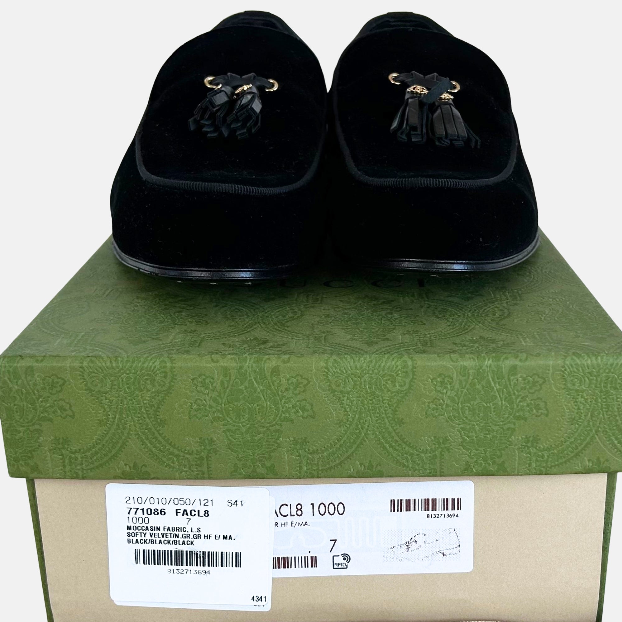 Black Tassel Loafer made of Velvet (EU 41)