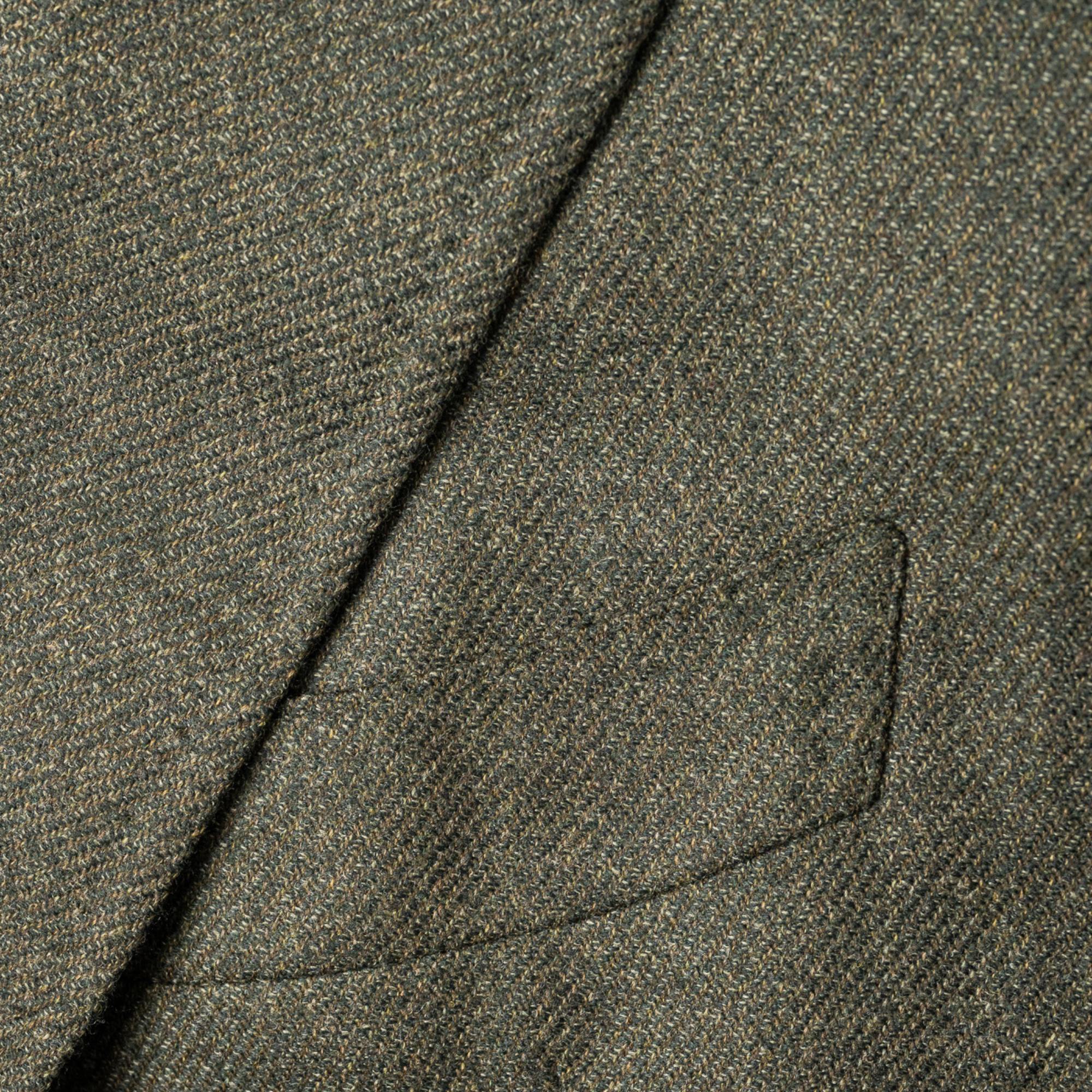 Olive Green Blazer made of Wool/Silk (EU 54)