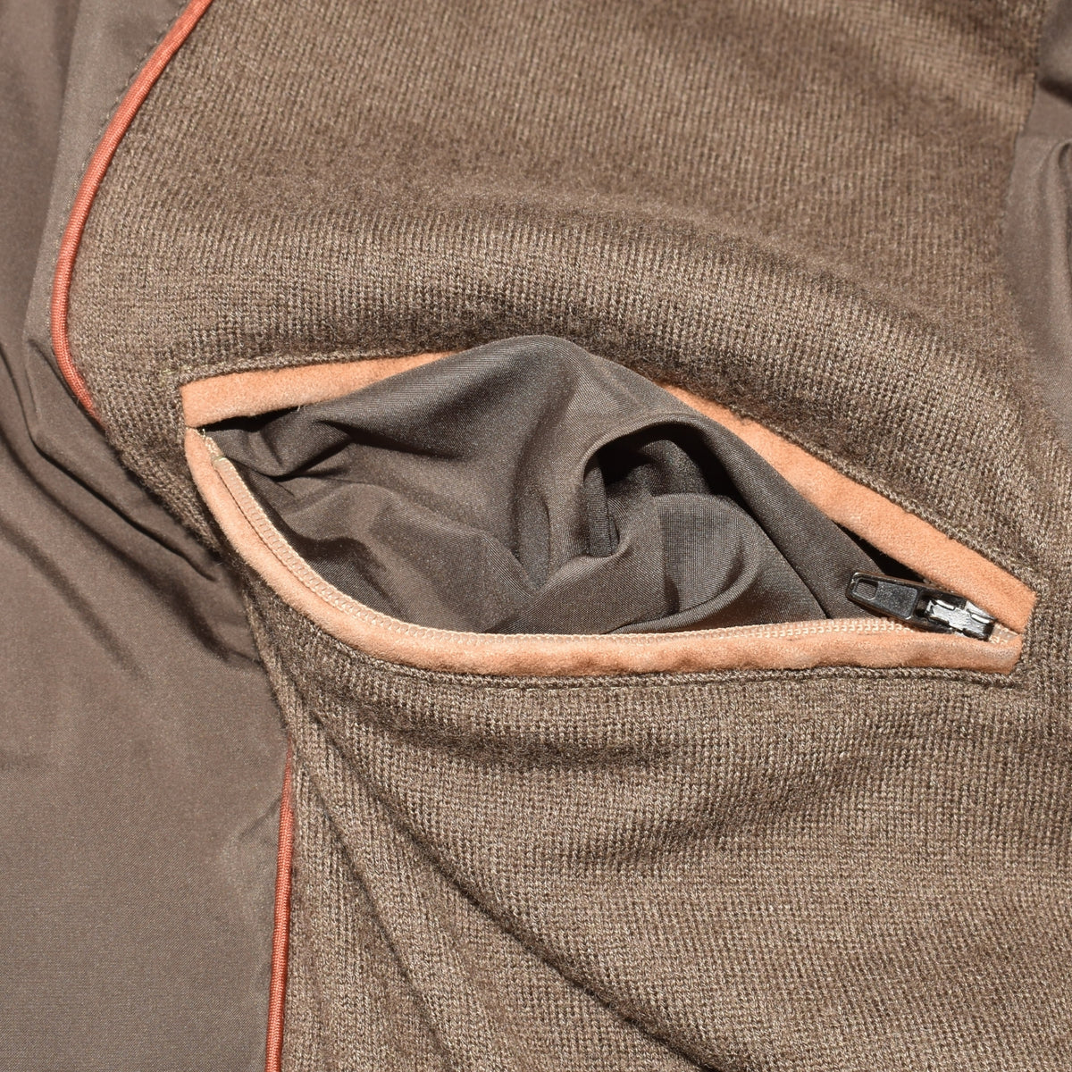 Brown "Windmate Traveller" made of Polyester/Cashmere (EU 54)
