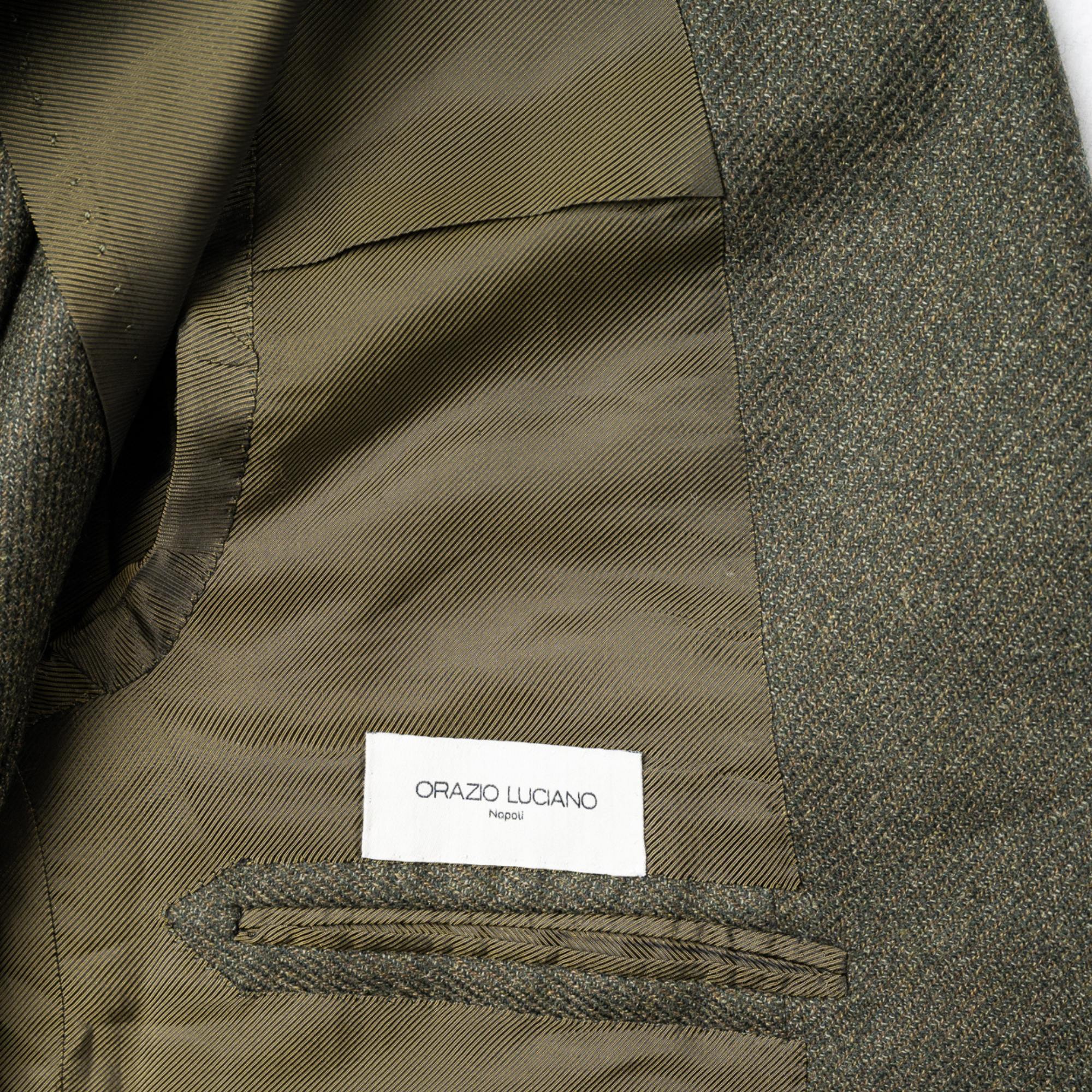 Olive Green Blazer made of Wool/Silk (EU 54)