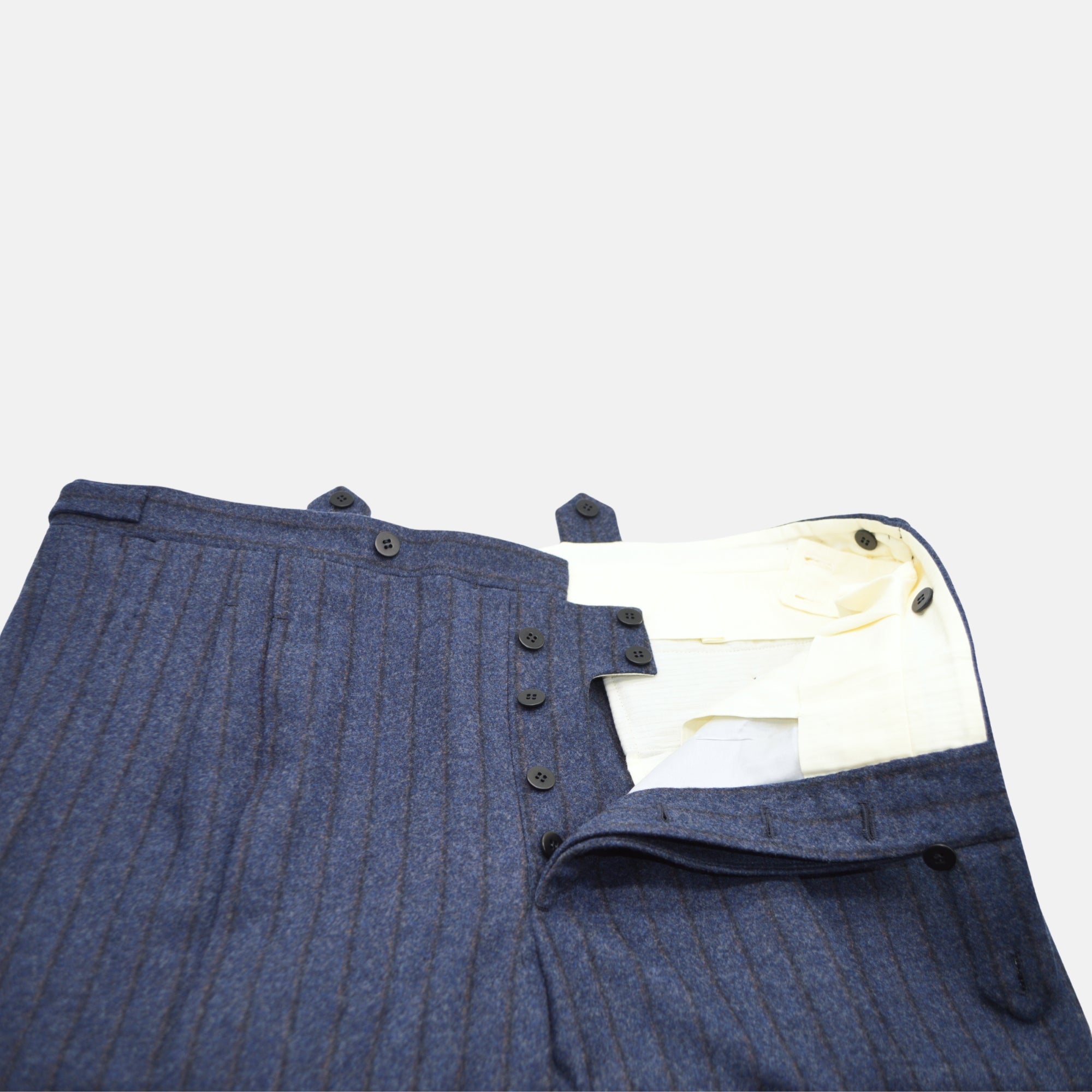 Blue Striped Suit made of Wool (EU 58)