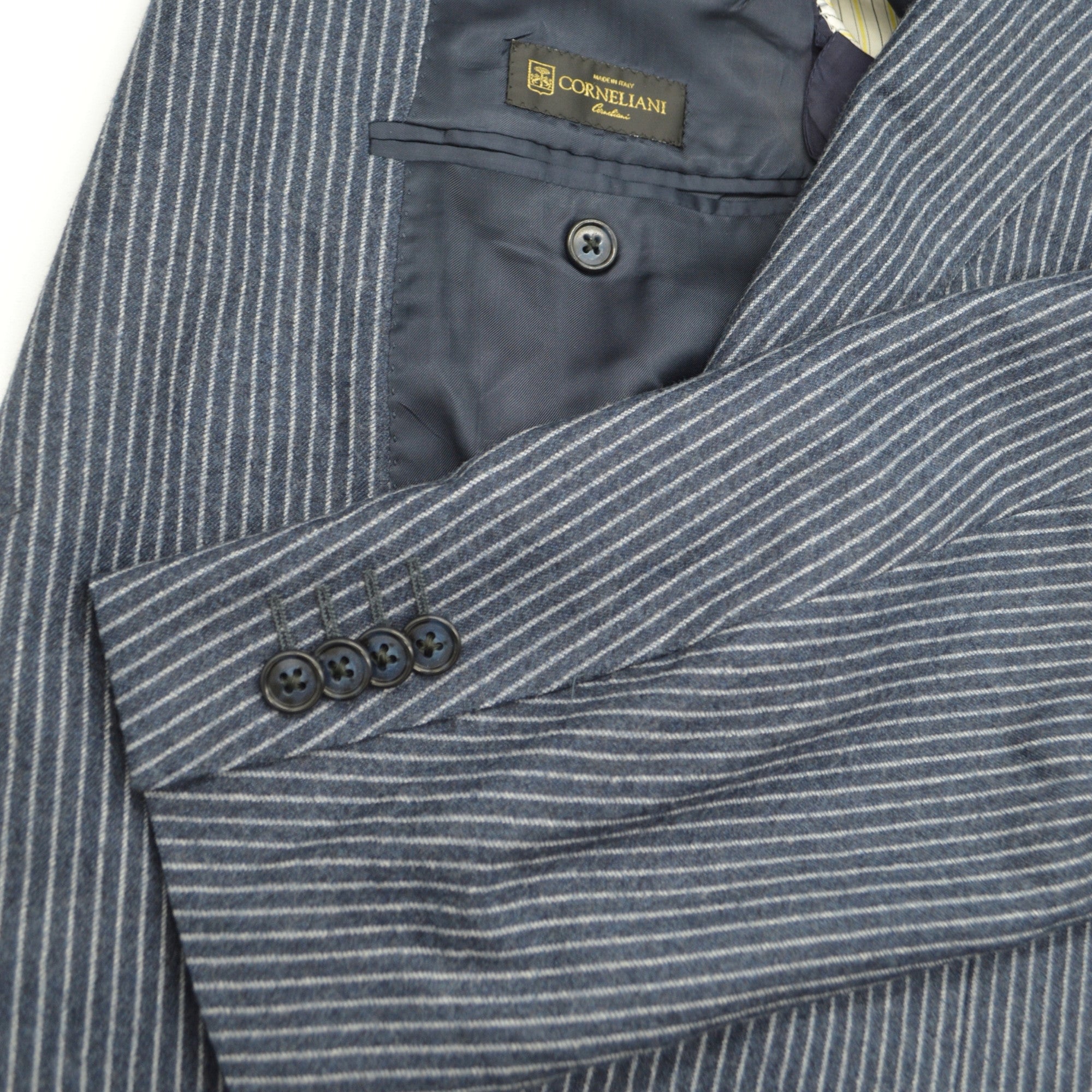 Blue/Grey Striped Suit made of Virgin Wool (EU 50)
