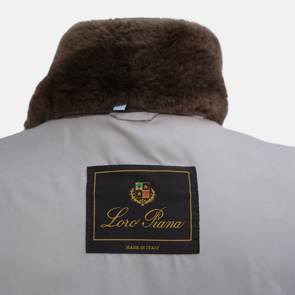 Brown Down Jacket made of Baby Cashmere with Beaver Collar (L)