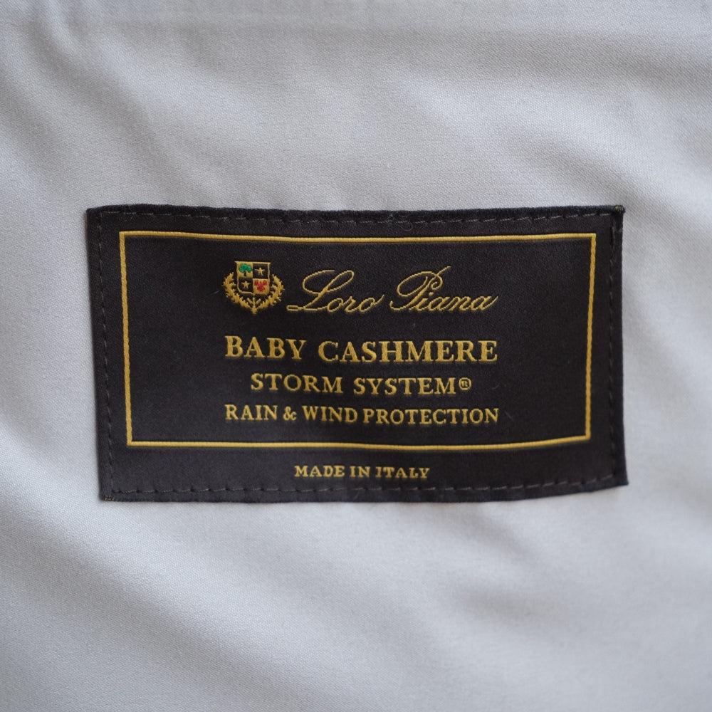 Brown Down Jacket made of Baby Cashmere with Beaver Collar (L)