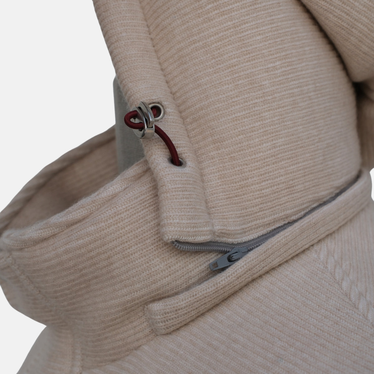 Taupe Daunenparka mit abnehmbarer Kapuze mit Kaschmir-/Velourslederdetails (L)