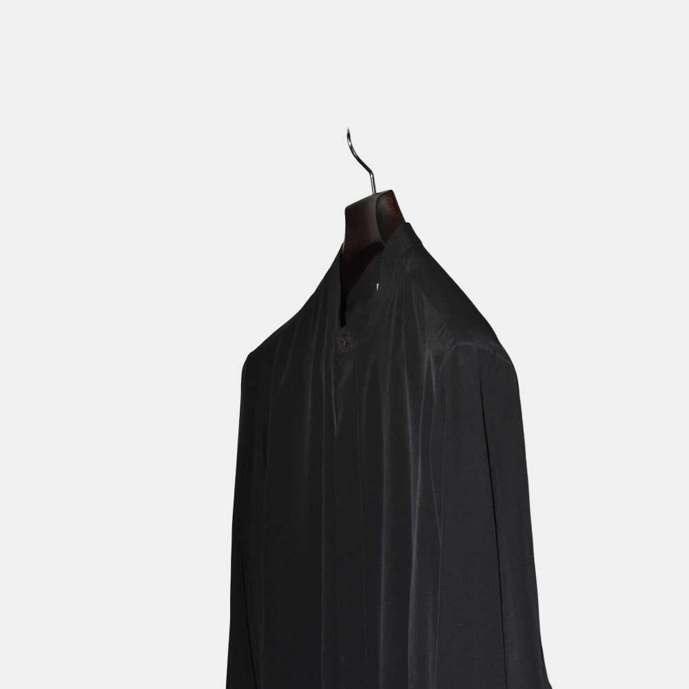Black Shirt made of Silk (EU 39)