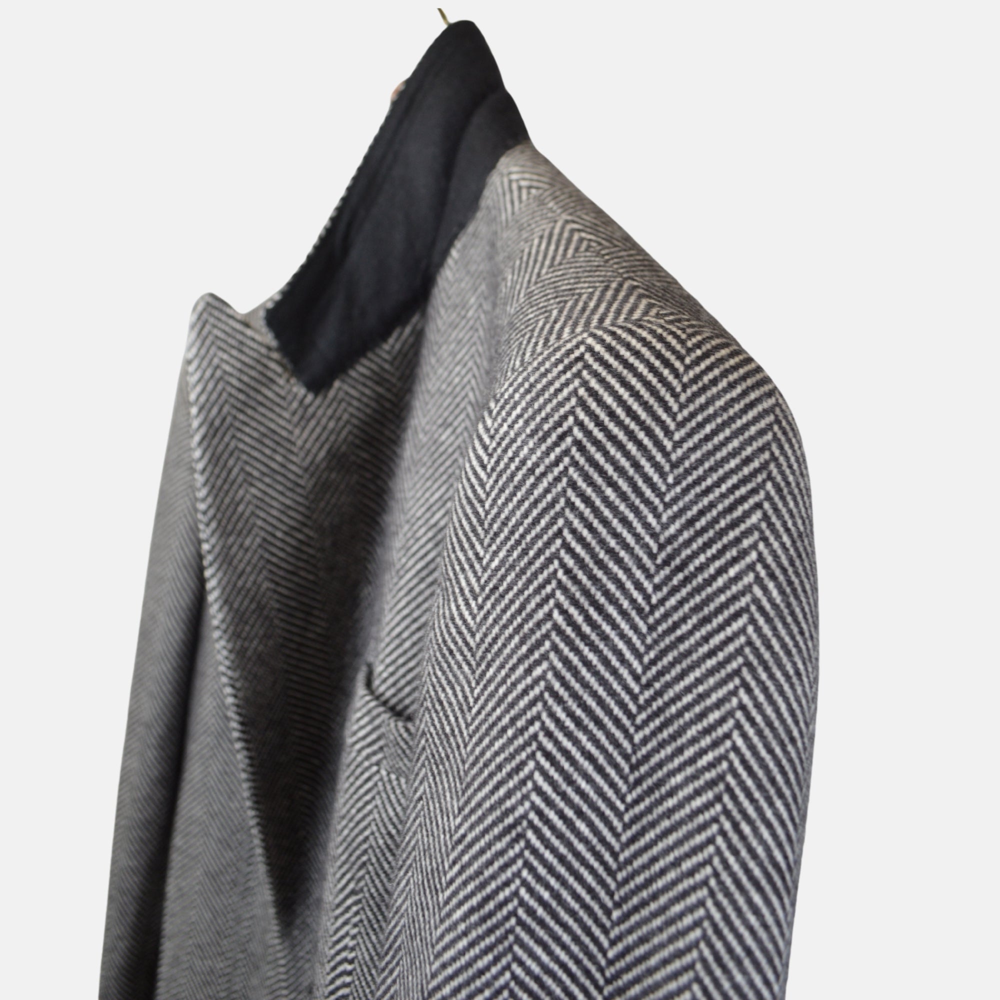 White/Black Coat made of Wool/Angora/Cashgore (EU 48)