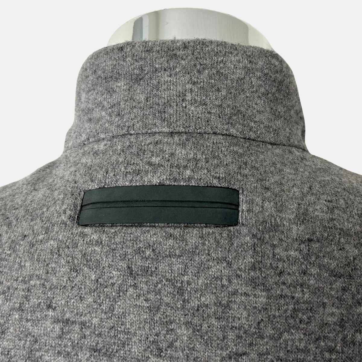 Grey Down Vest made of Cashmere/Leather Details (EU 48)