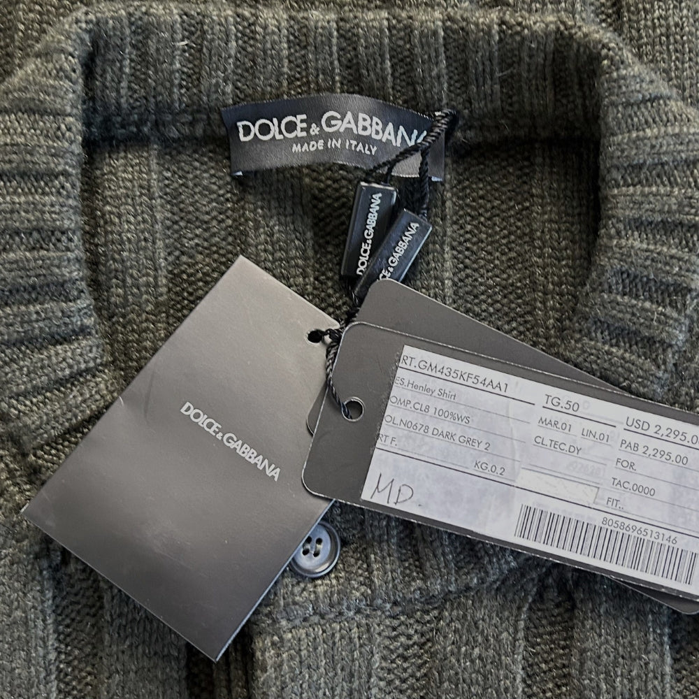 Army Green Henley Sweater made of Cashmere (EU 50)