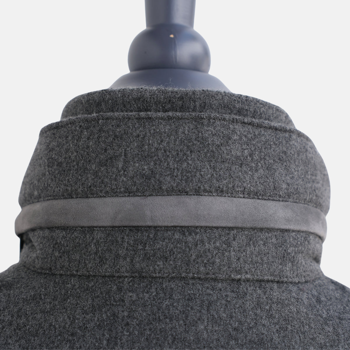 Gray Down/Storm System Jacket made of Virgin Wool/Cashmere/Suede Details (EU 52)
