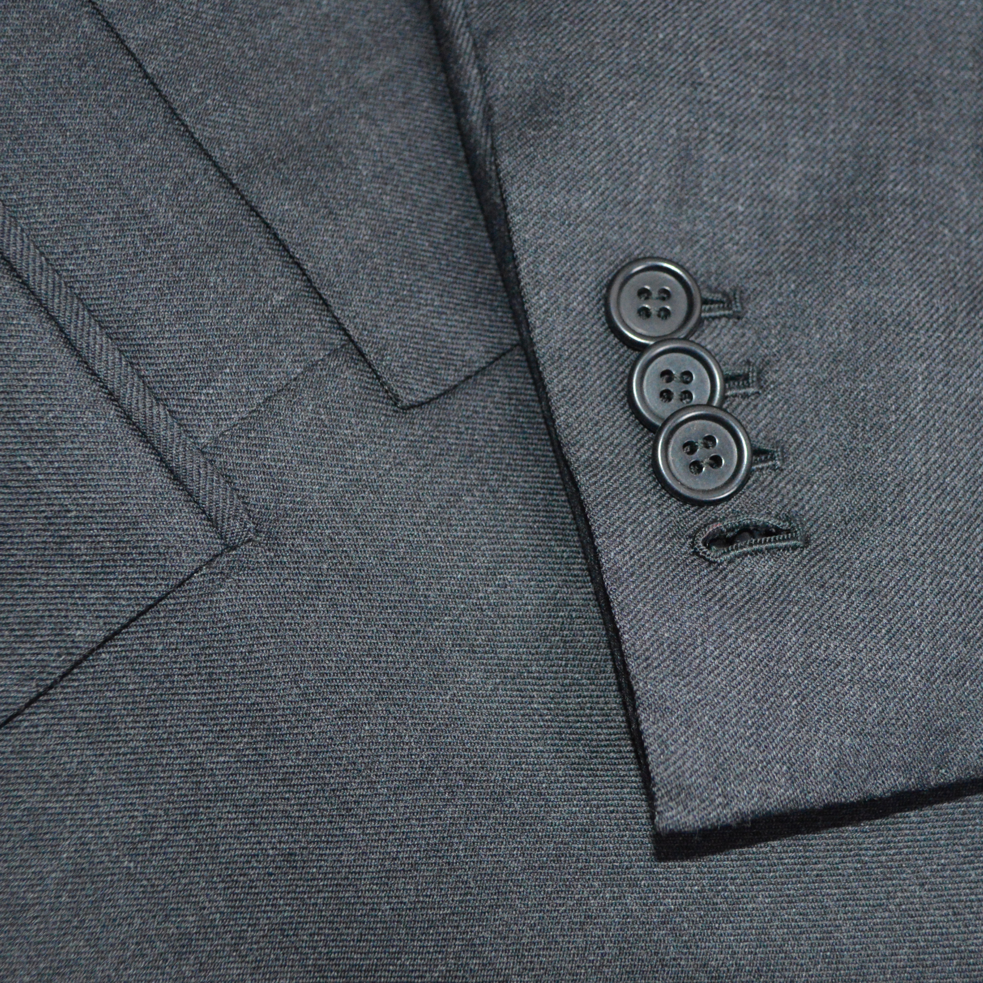 Charcoal Suit made of Virgin Wool (EU 54)