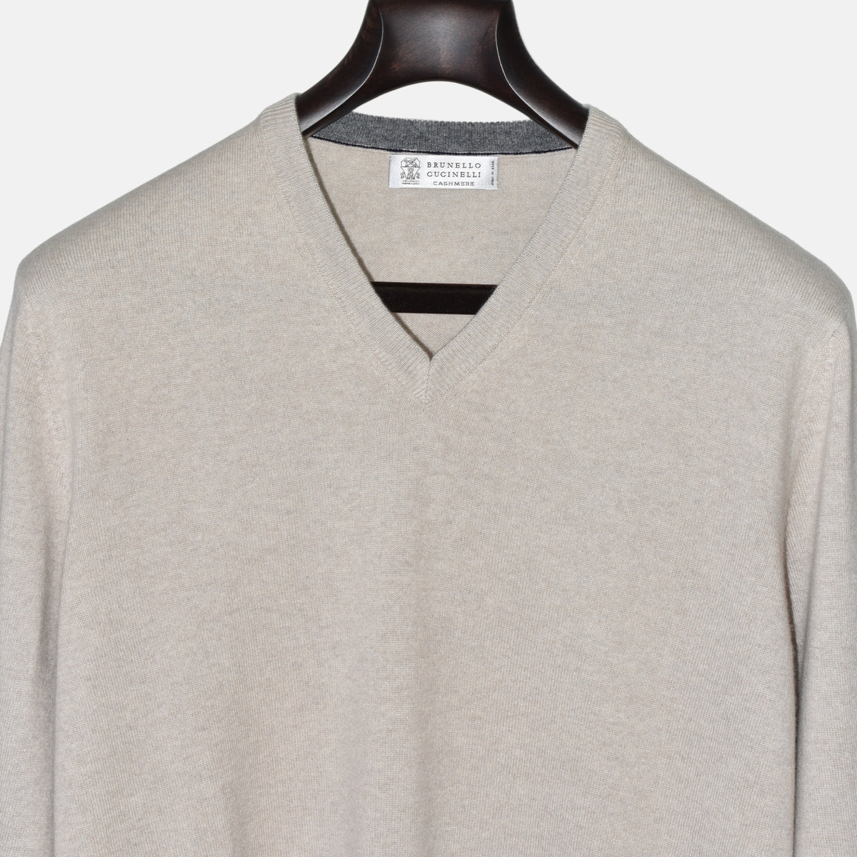 Beige V-Neck Cashmere Sweater (EU 56)