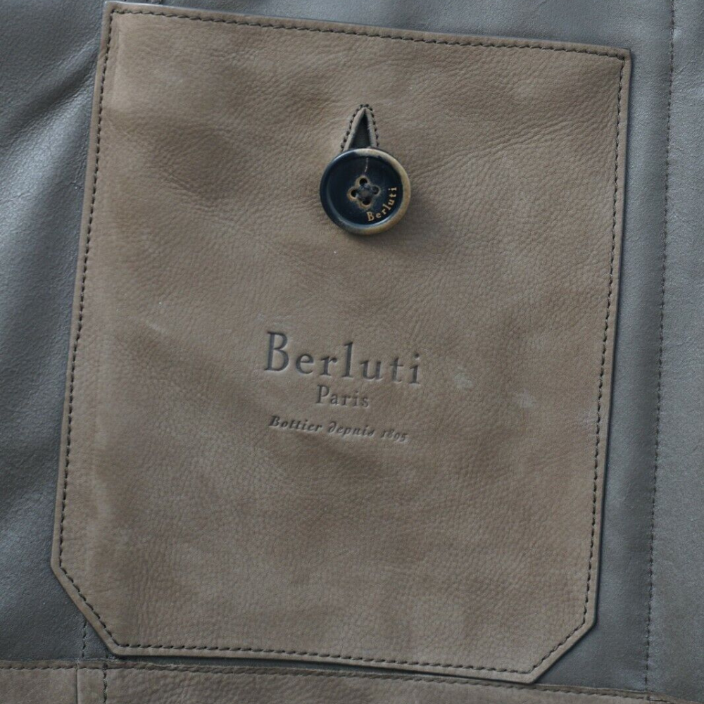 Olive Jacket made of Leather (EU 54)