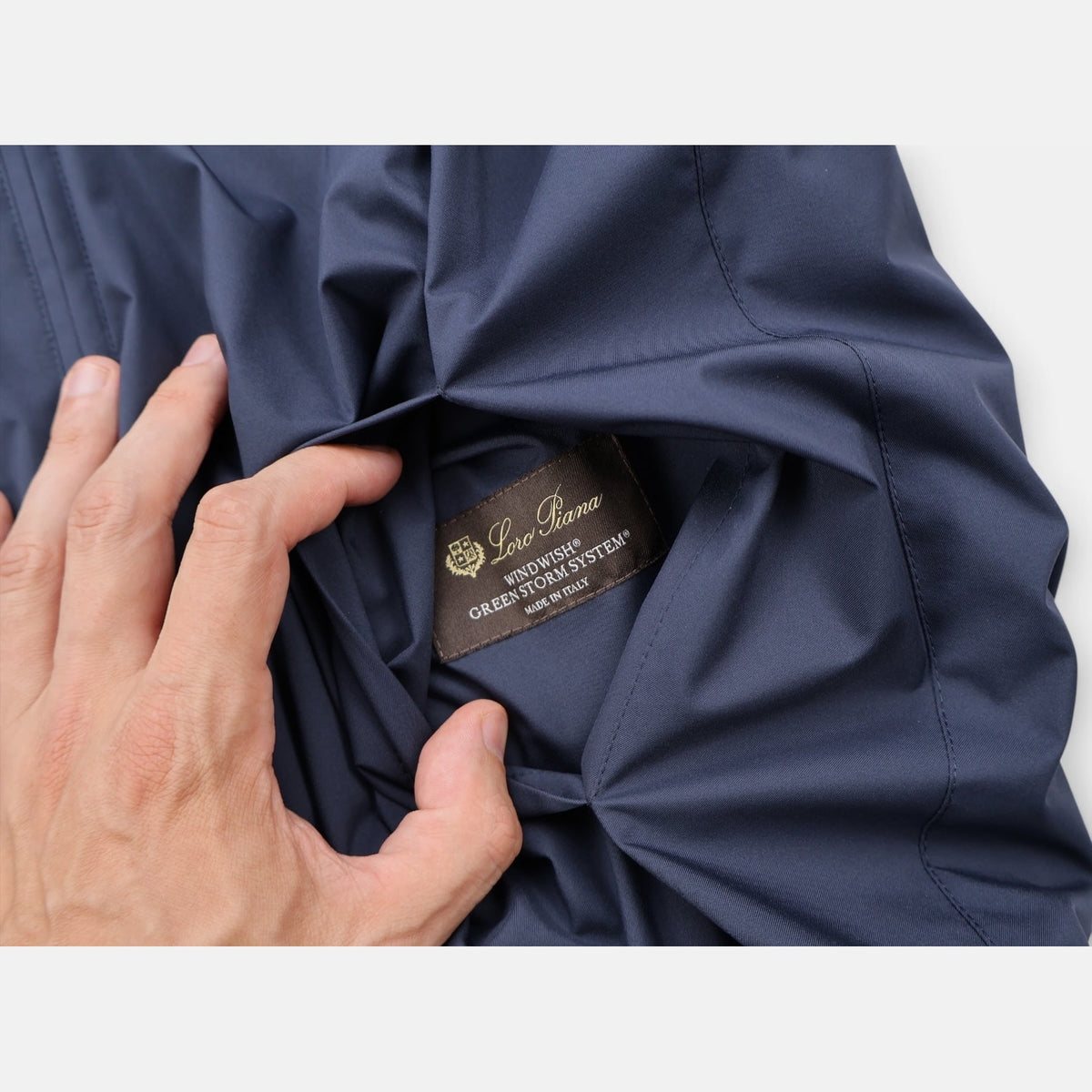 Loro Piana Windwish® Storm System Vest Navy (EU 48)