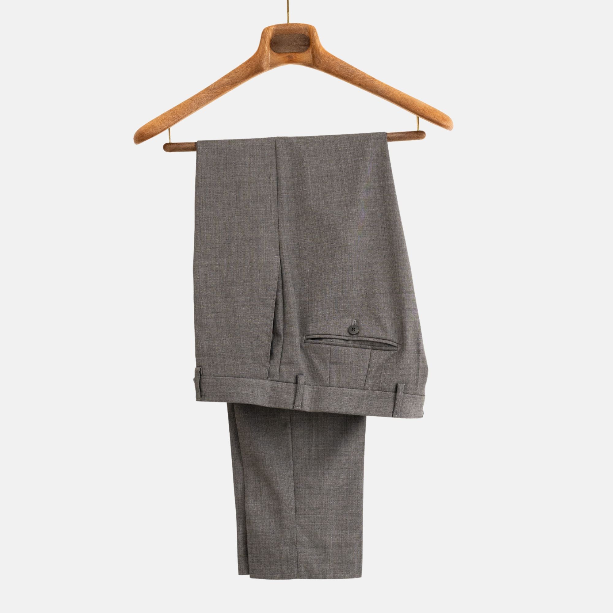 Grey Suit made of Wool (EU 46)
