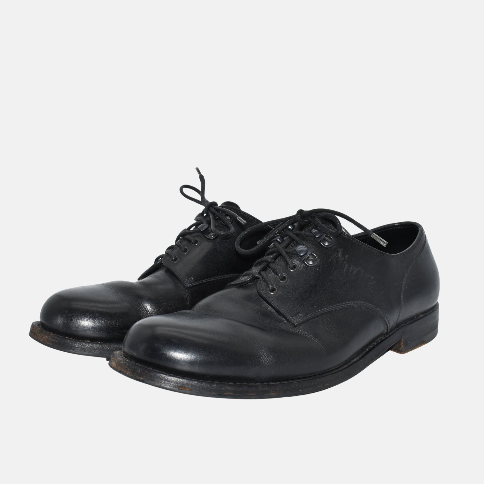Black Shoes made of Leather (EU 43)