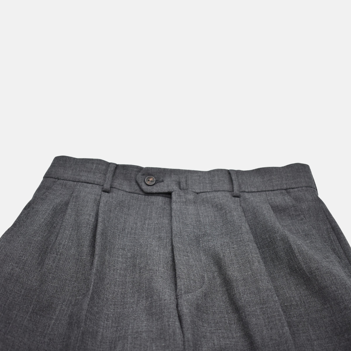 Gray Trousers made of Wool (EU 46)