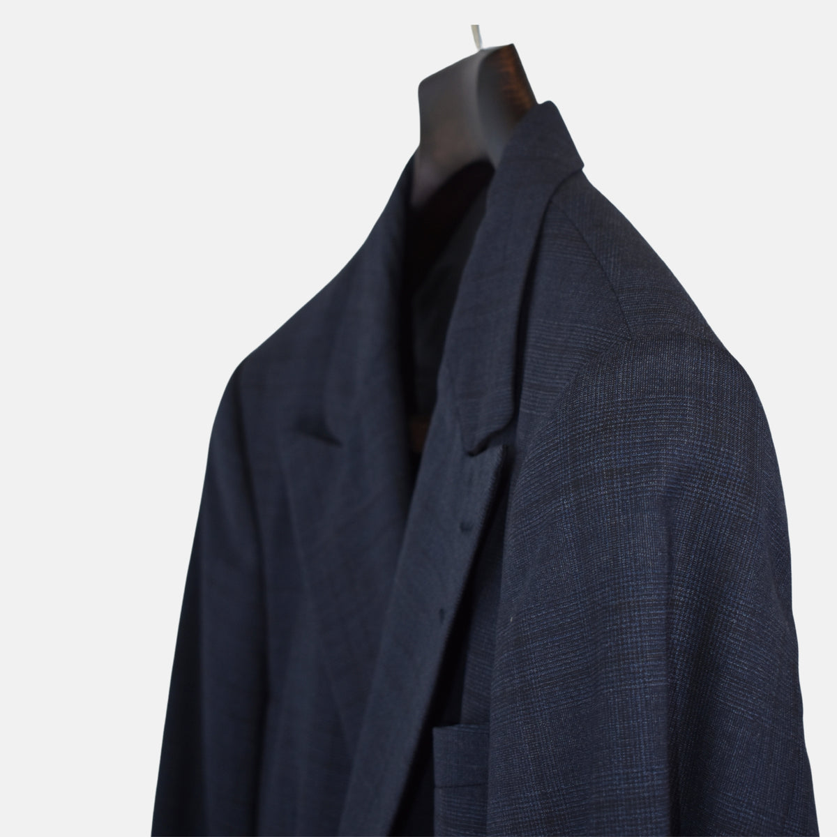 Dark Blue Checkered Double Breasted Suit made of Wool (EU 46)