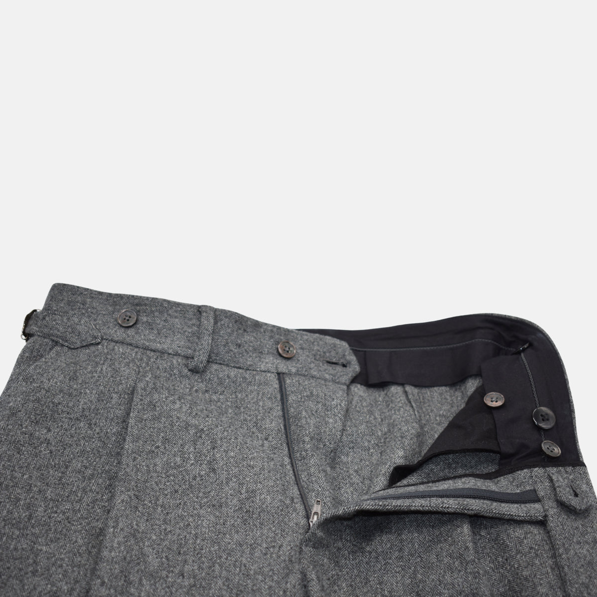 Gray Herringbone Trousers made of Wool (EU 46)