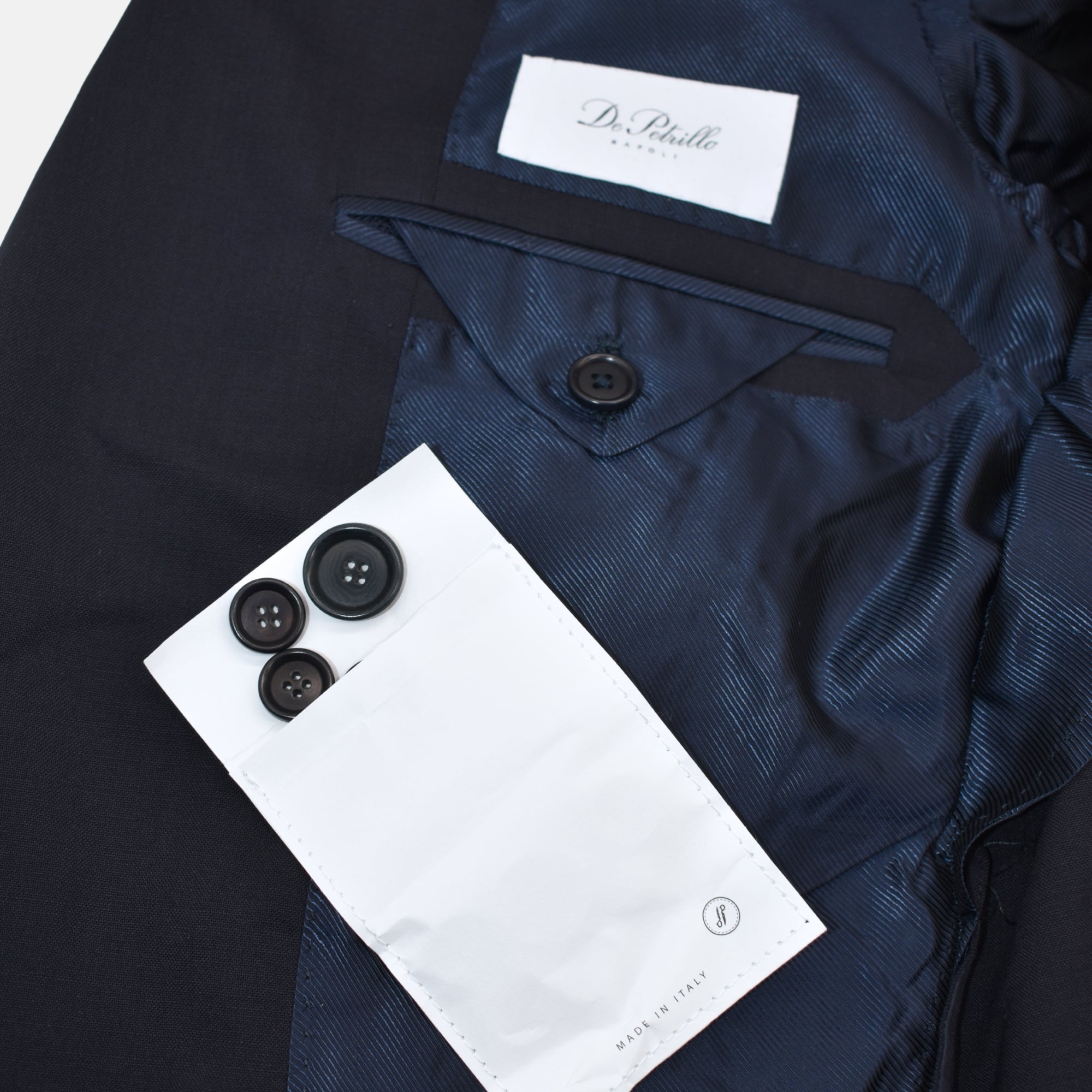 Navy Suit made of Virgin Wool (EU 46)