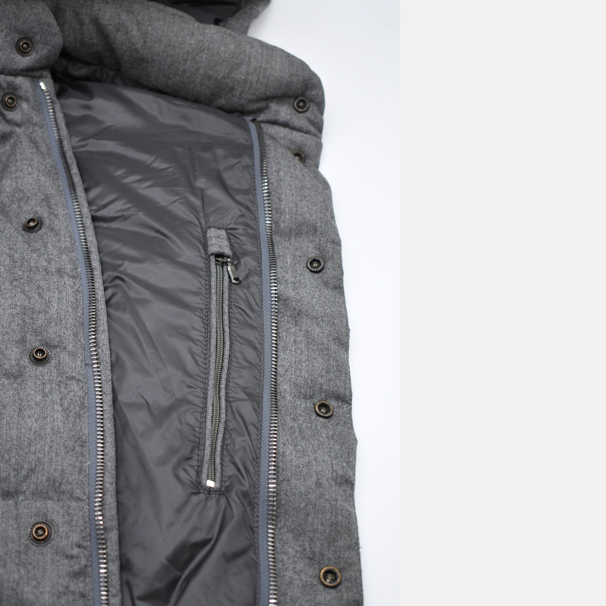 Gray Vest made of Wool (M)