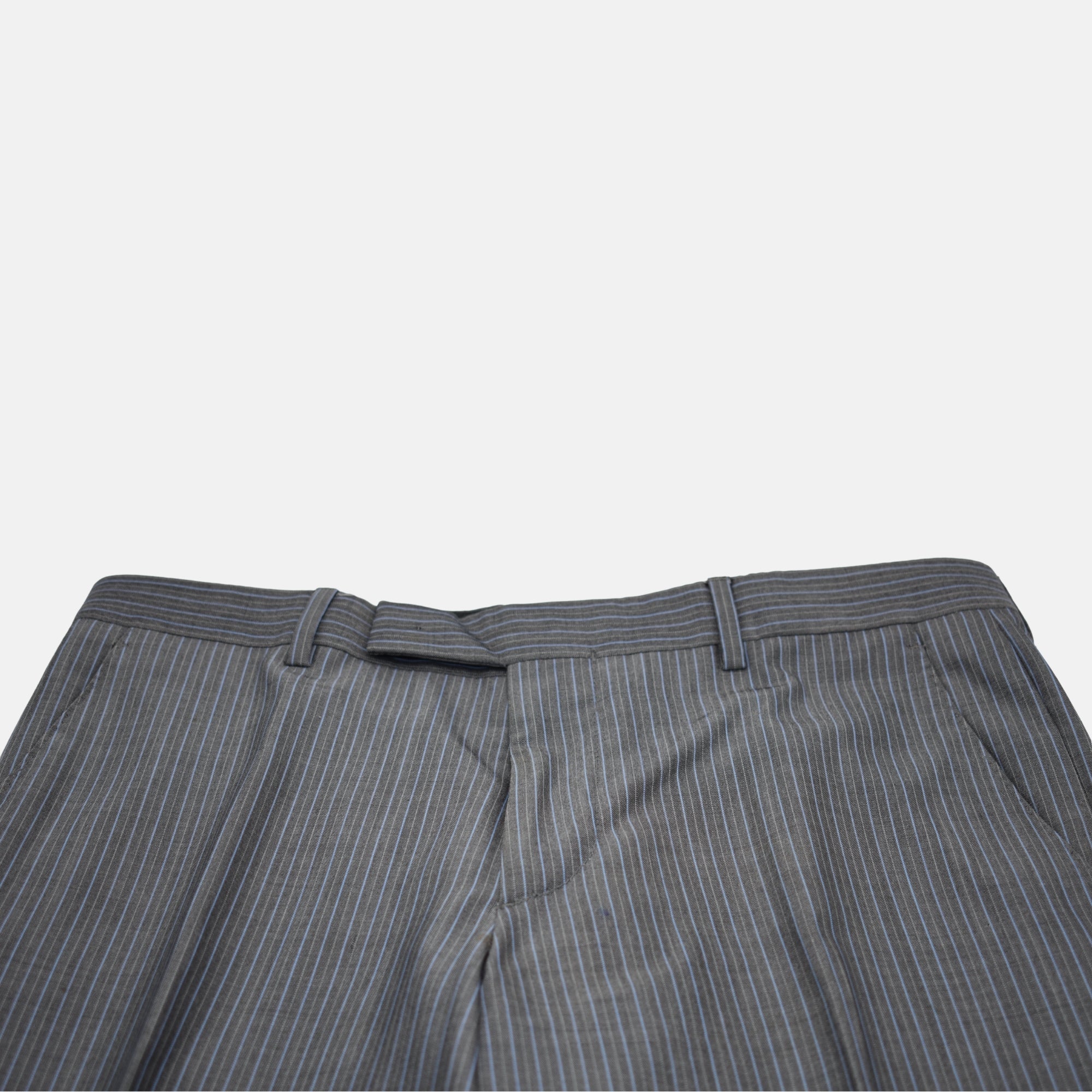 Gray/Light Blue Striped Suit made of Wool (EU 46)