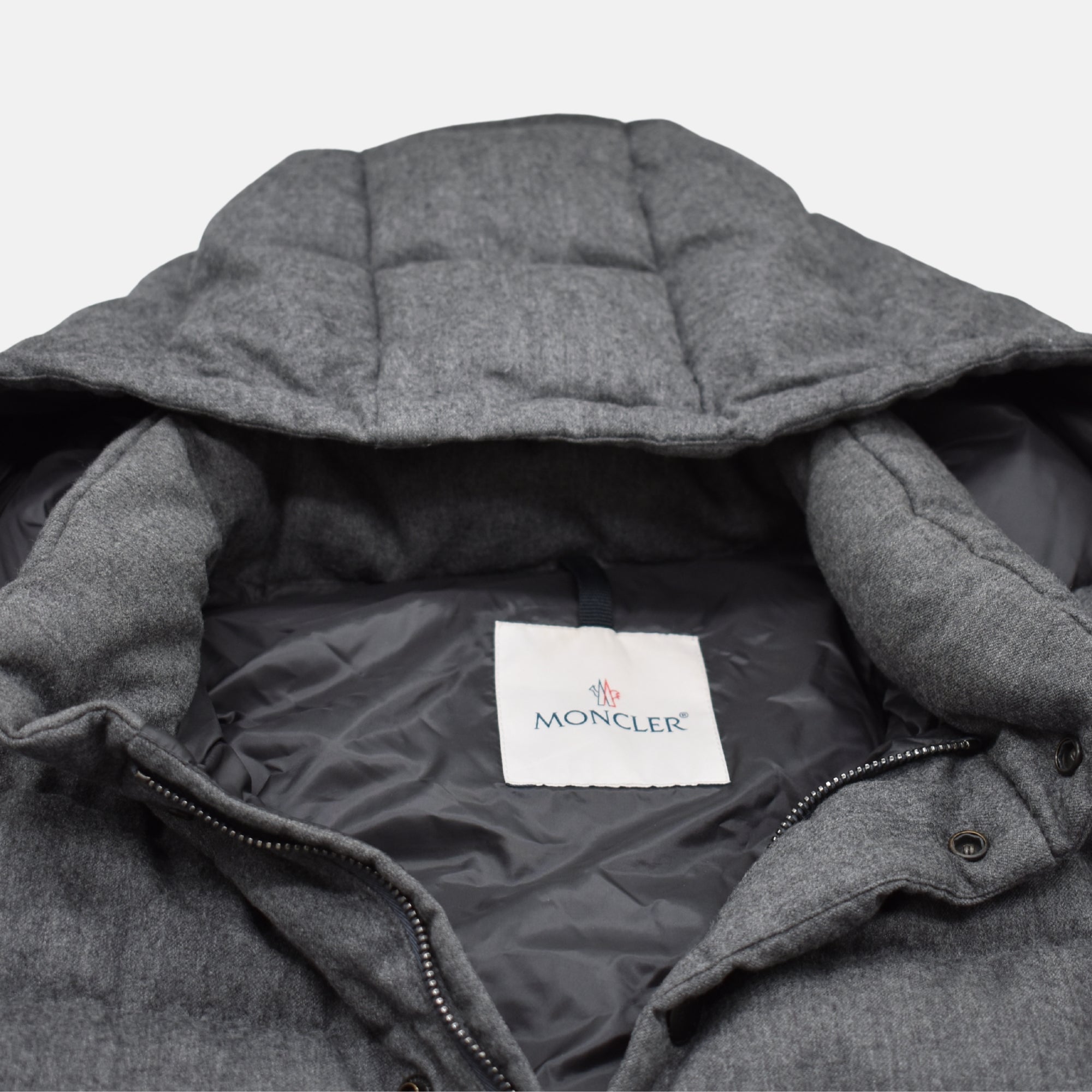 Gray Vest made of Wool (M)