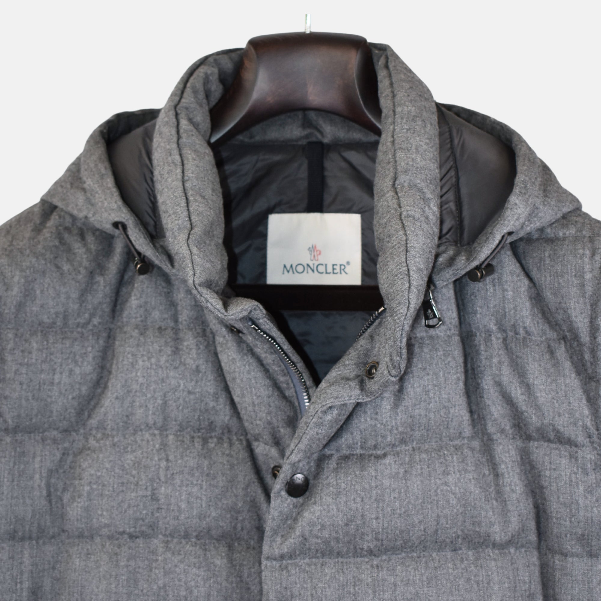 Gray Vest made of Wool (M)