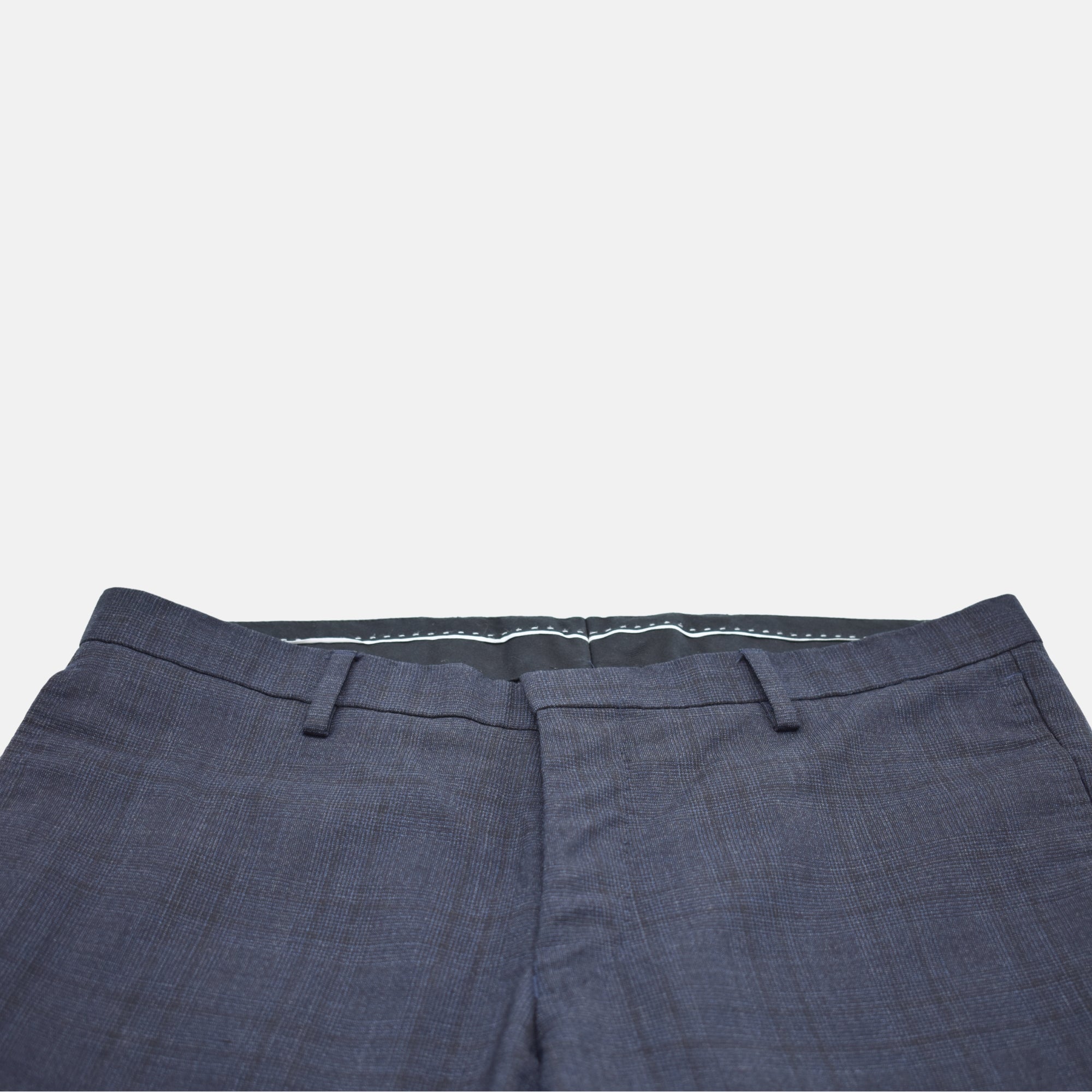 Dark Blue Checkered Double Breasted Suit made of Wool (EU 46)