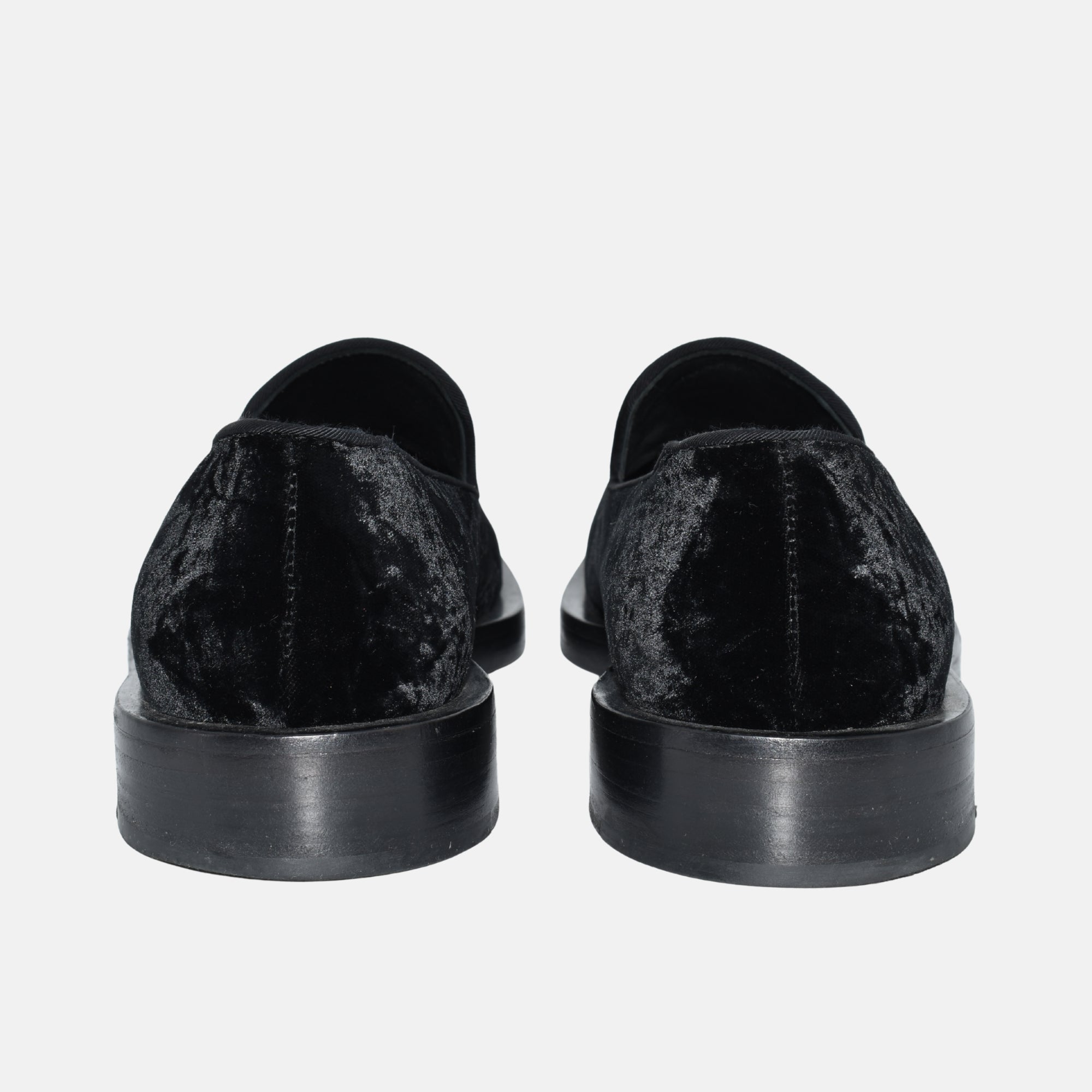 Black Shoes made of Velvet (EU 43)