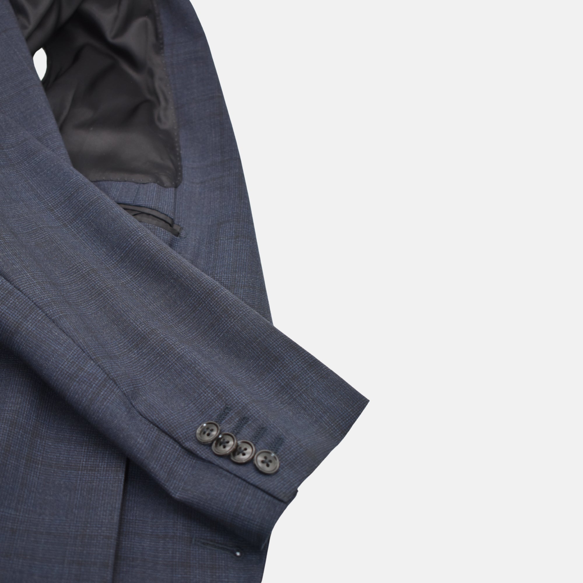 Dark Blue Checkered Double Breasted Suit made of Wool (EU 46)