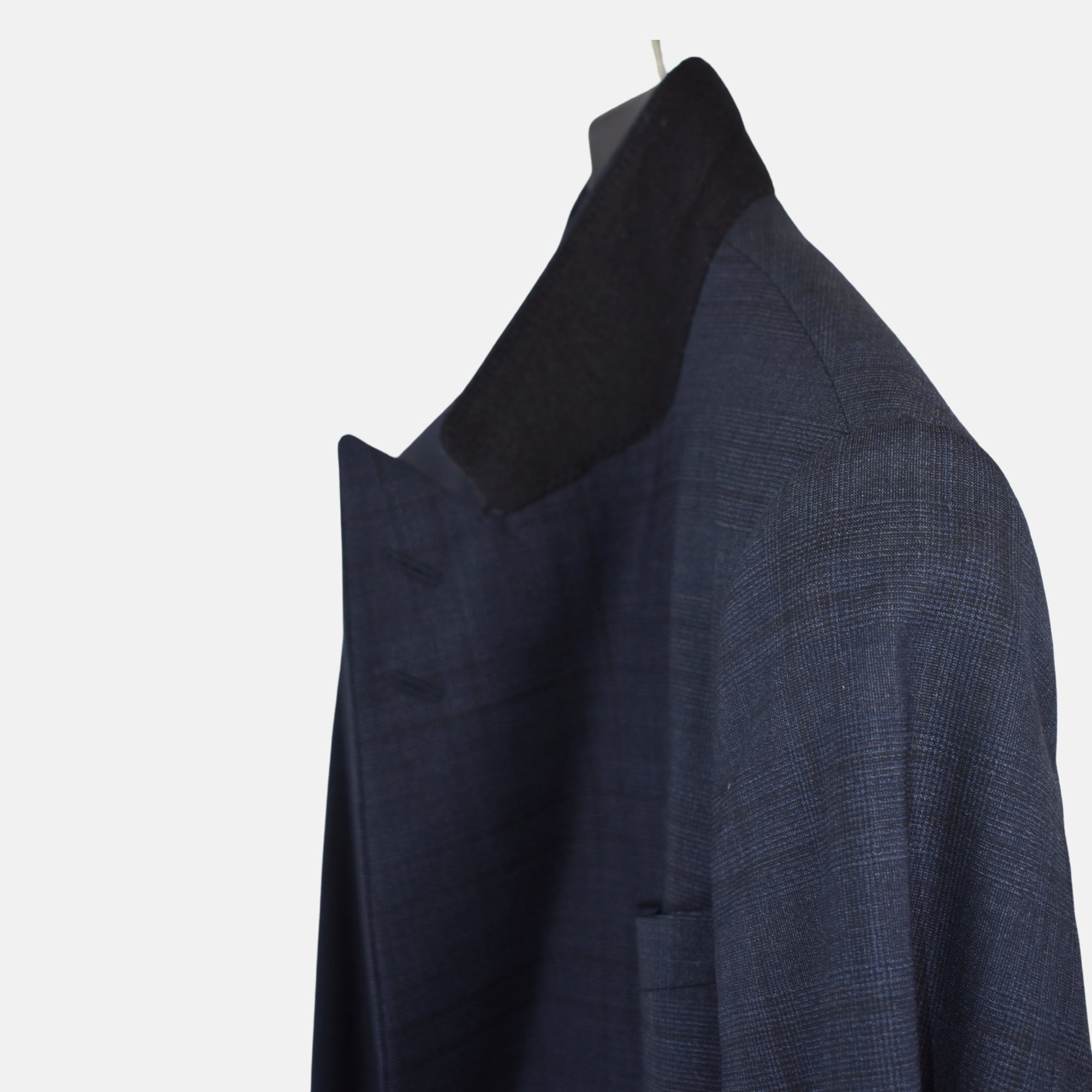 Dark Blue Checkered Double Breasted Suit made of Wool (EU 46)