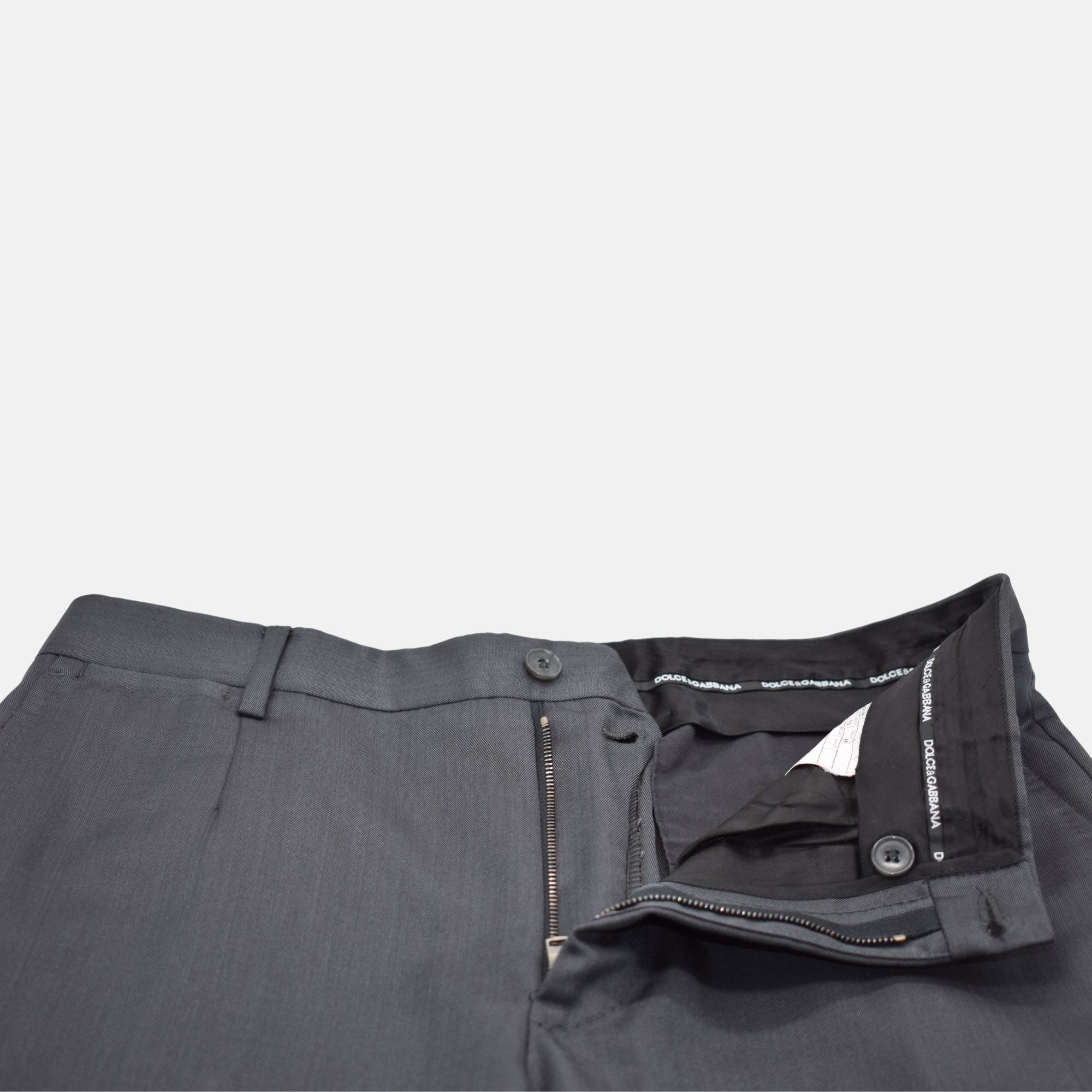 Gray Suit made of Virgin Wool/Silk (EU 46)