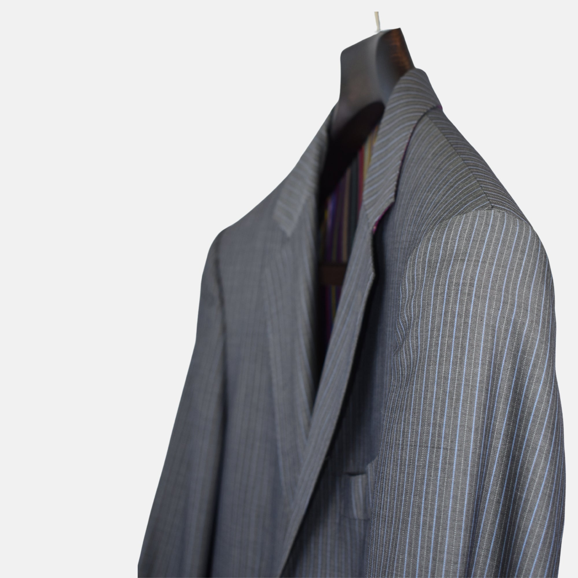 Gray/Light Blue Striped Suit made of Wool (EU 46)