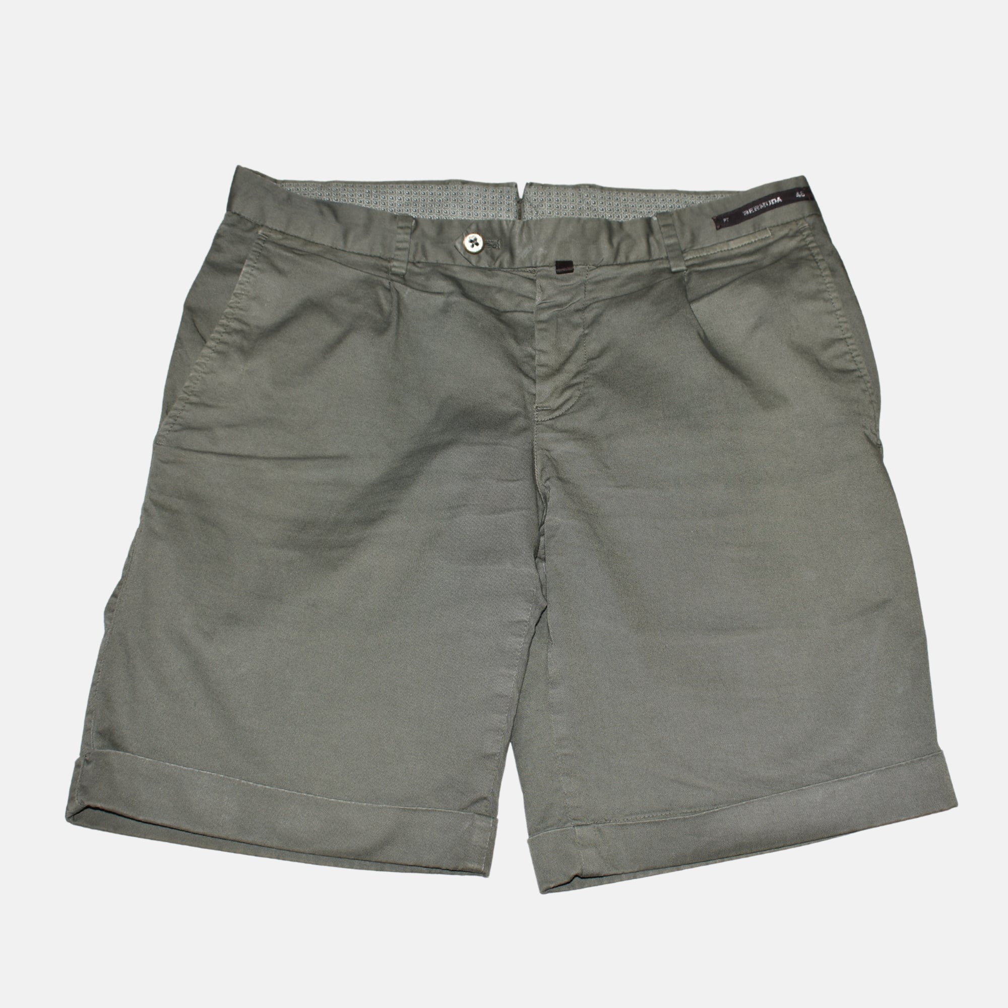 Khaki Shorts made of Cotton ( EU 46)