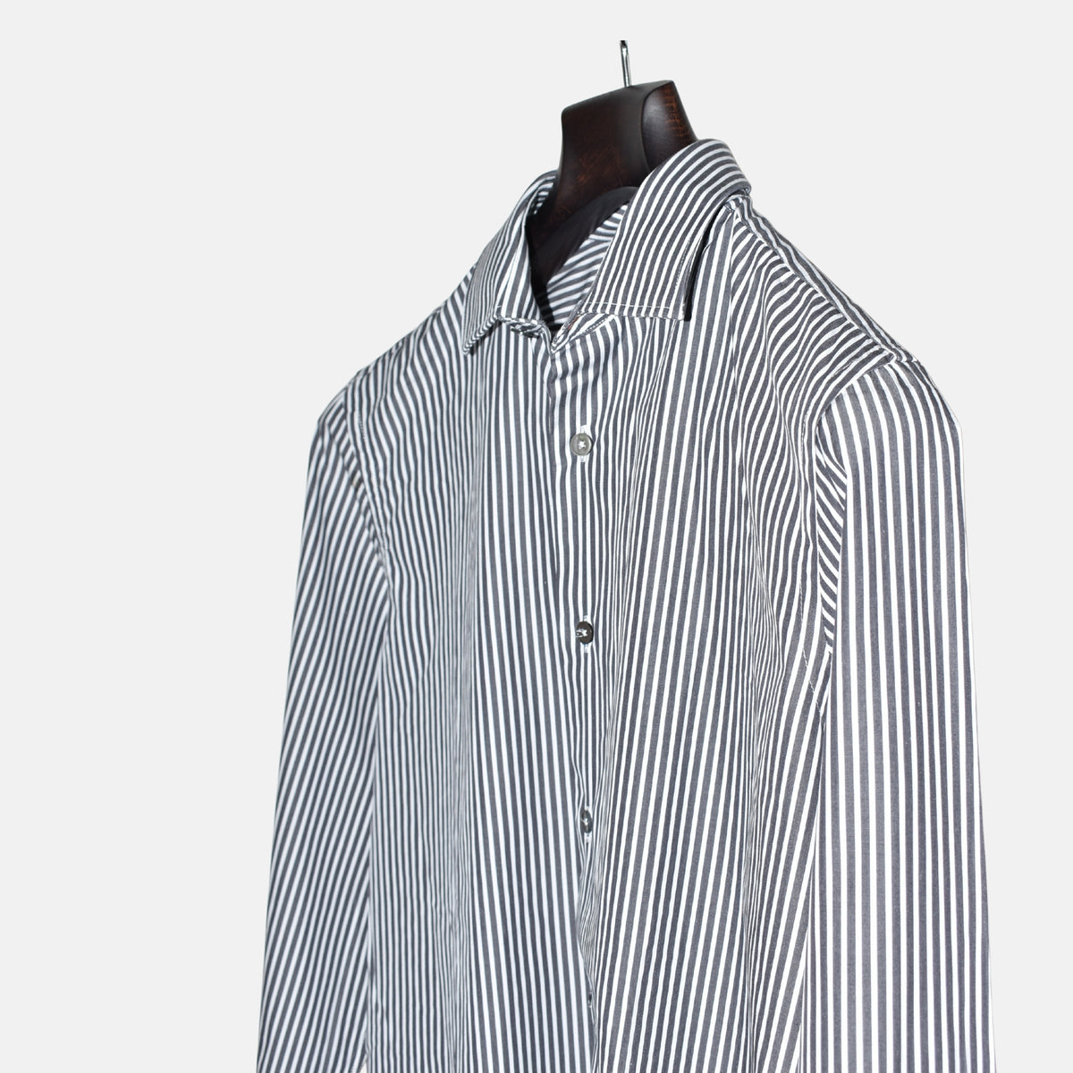 Gray-White Striped Shirt made of Cotton (EU 48)