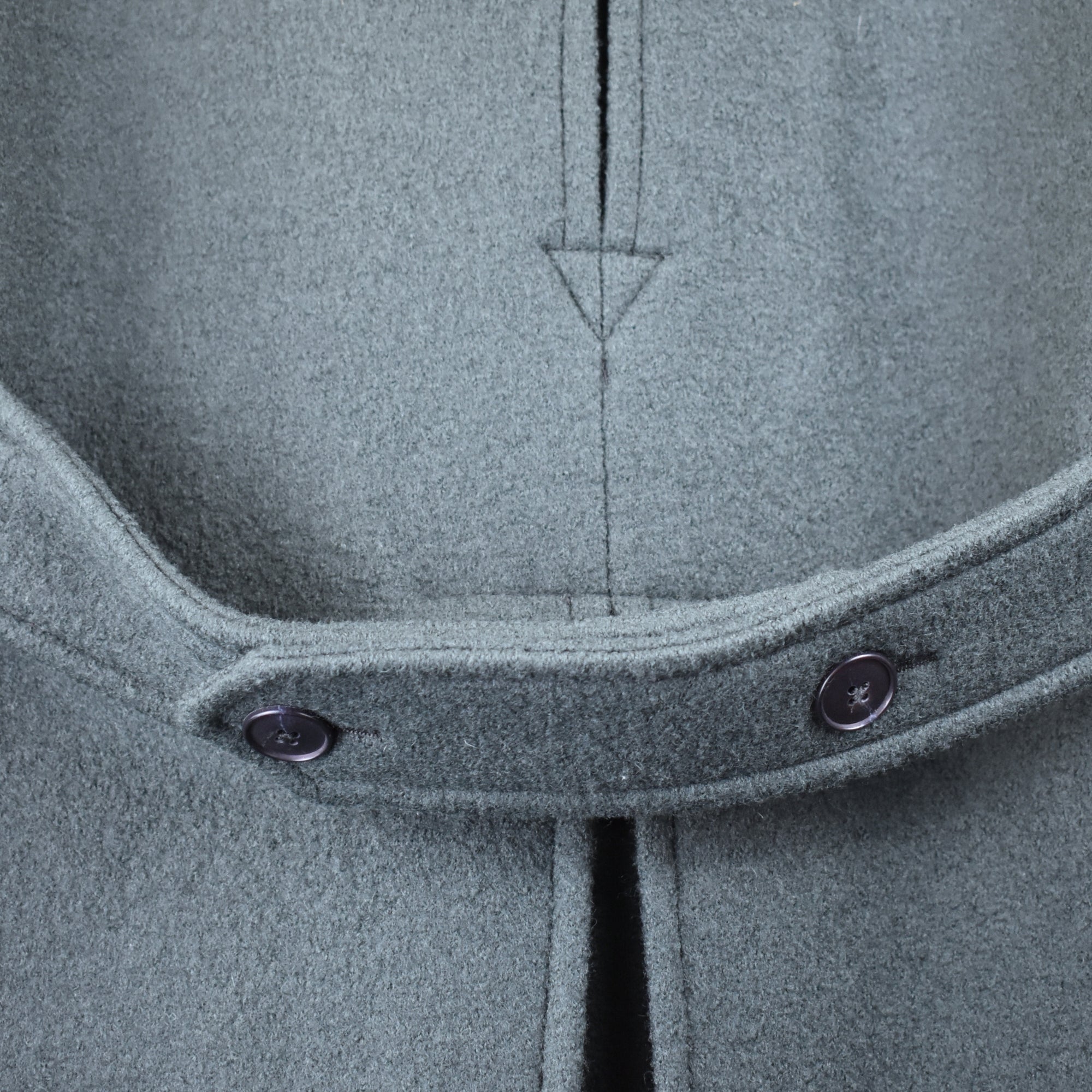 Green Double Breasted Coat made of Virgin Wool (EU 51)
