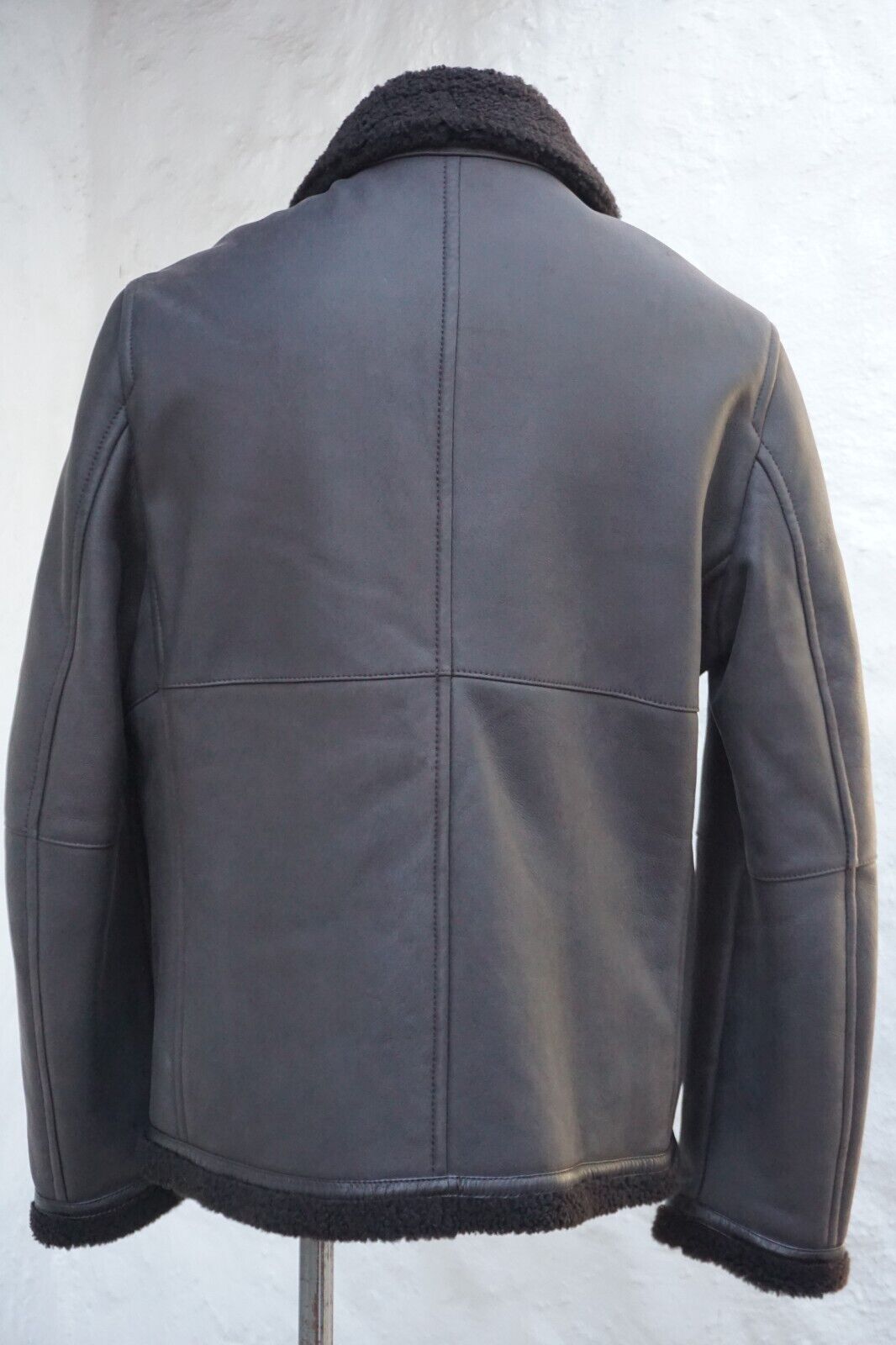 Brown Shearling Jacket made of Leather (EU 52)