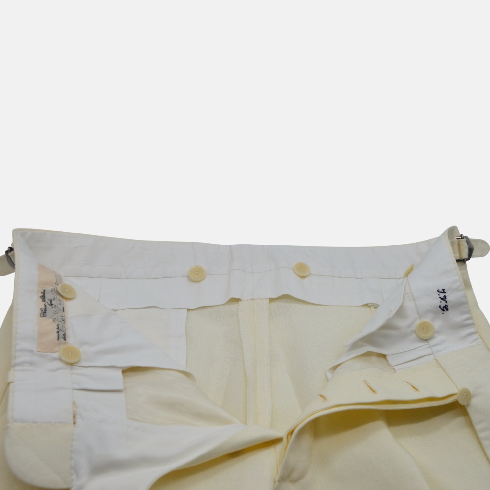 Offwhite Double-Pleated Trousers made of Linen (EU 46)