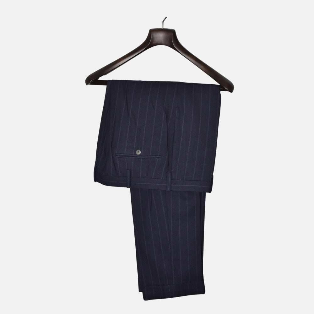 Navy Chalkstripe Suit made of Wool (EU 52)