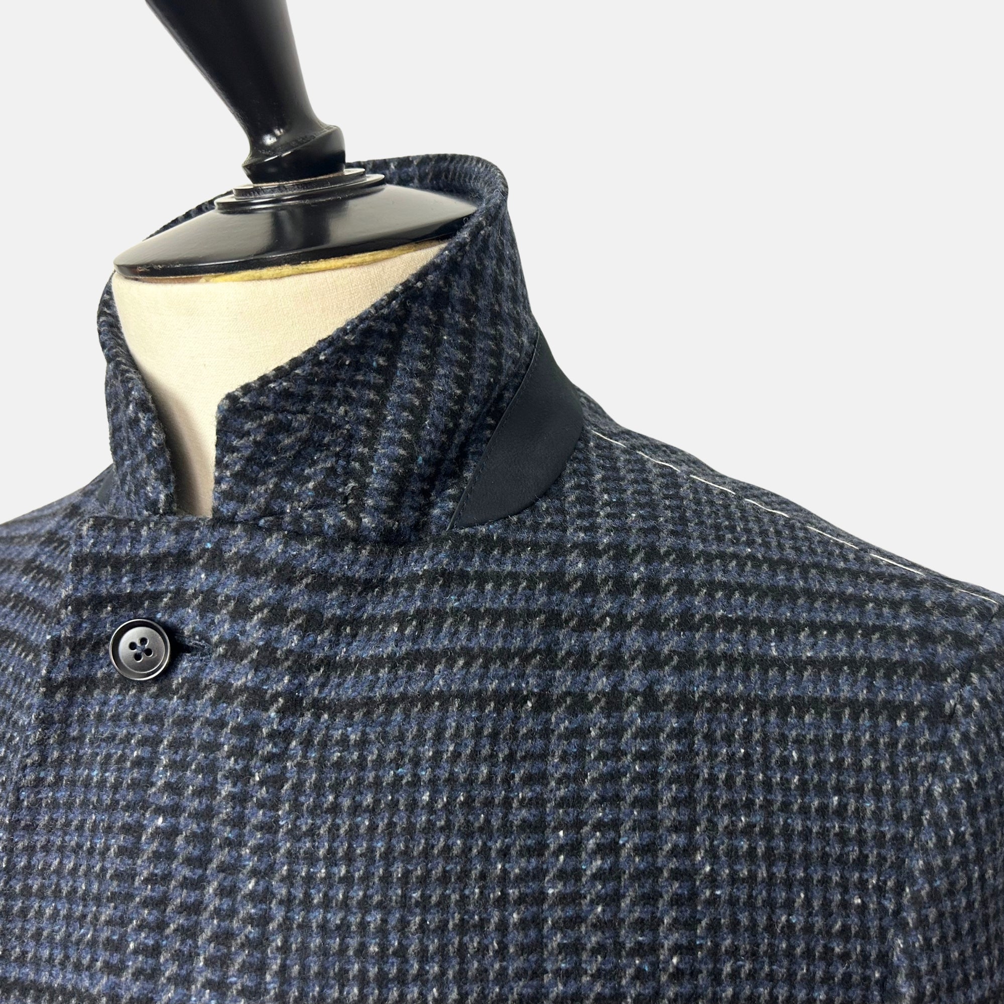 Navy Checkered Coat made of Wool/Silk/Cashmere (EU 50)