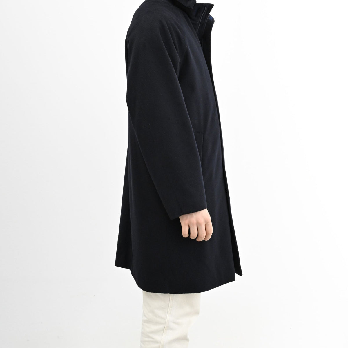 Marineblauer Vicuña-Icer-Mantel (L)