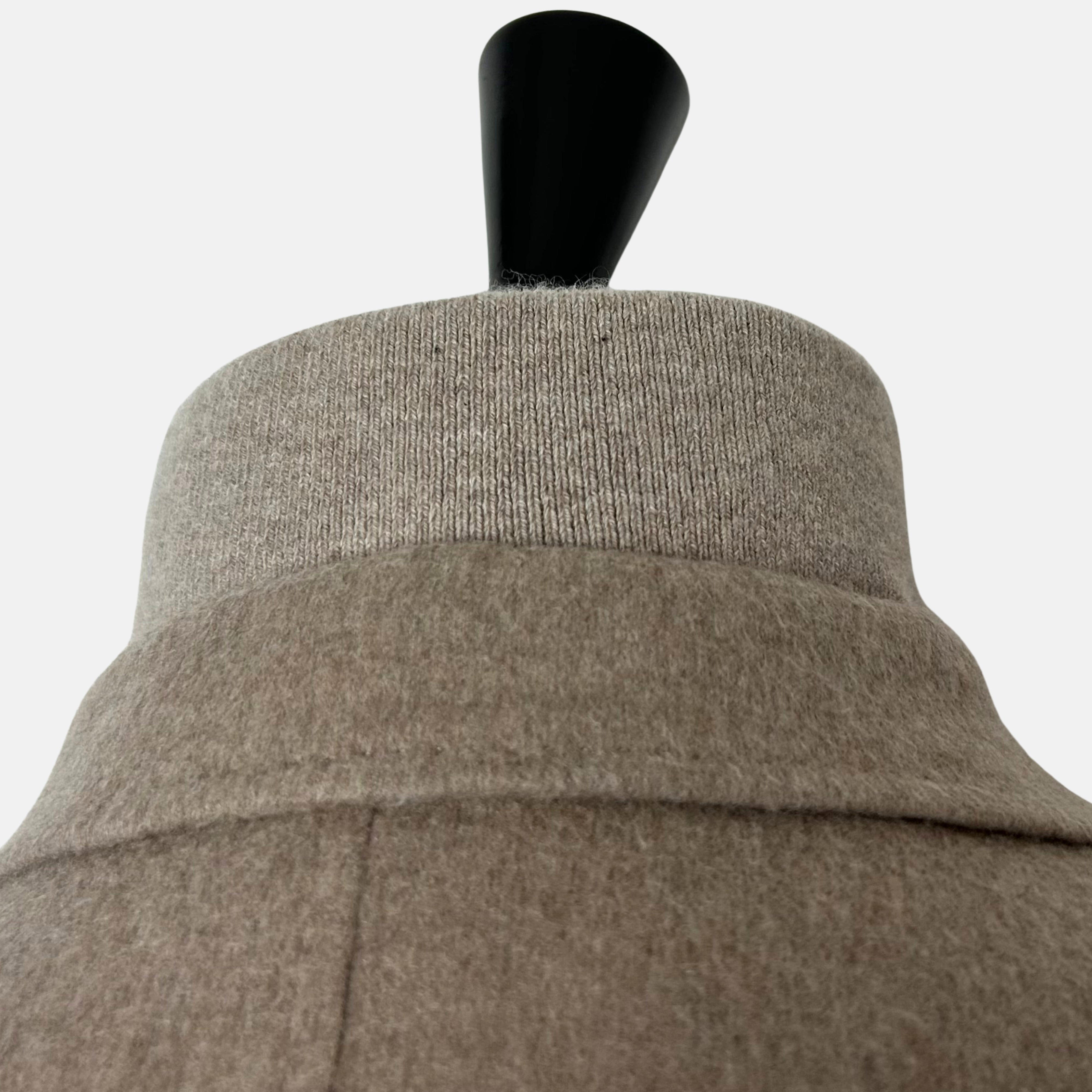 Sand Oasi Cashmere Jacket with Removable Vest (EU 52)