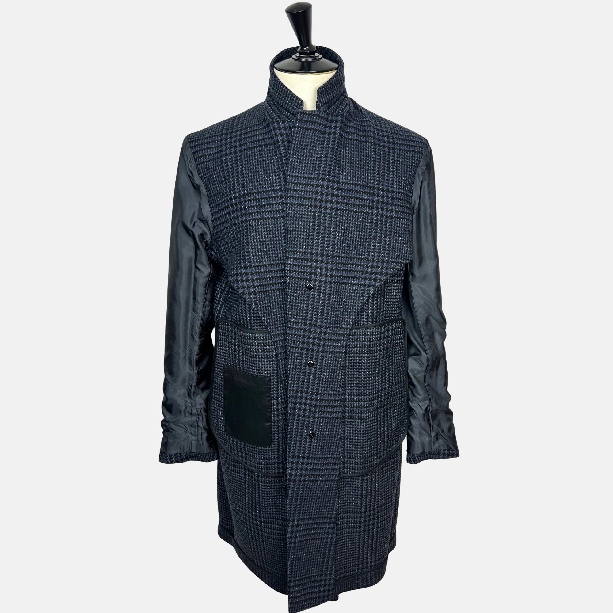Navy Checkered Coat made of Wool/Silk/Cashmere (EU 50)