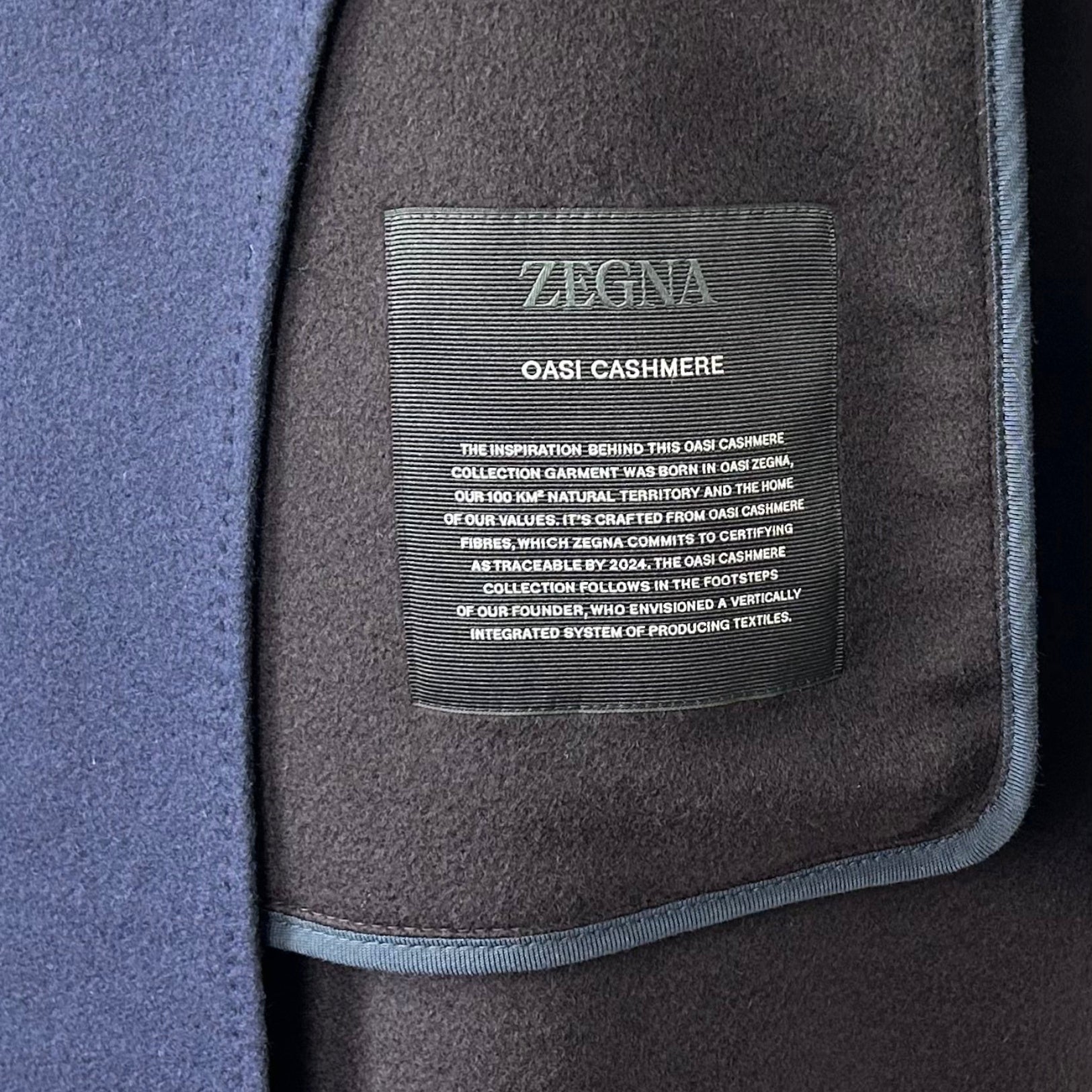 Navy Doublebreasted Coat made of Cashmere (EU 50)