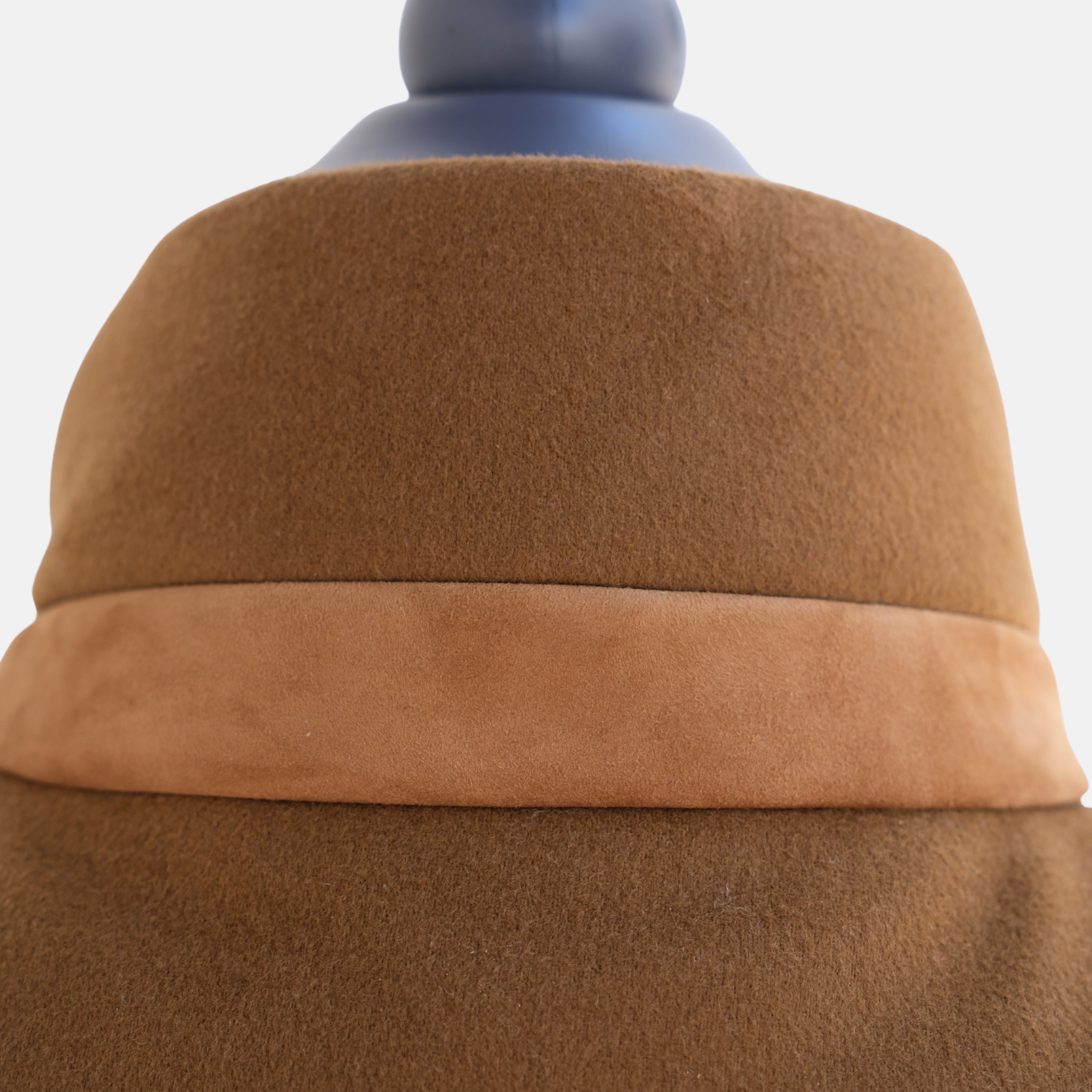 Ochre Down Jacket "C.O.L.D" made of Cashmere (XL)