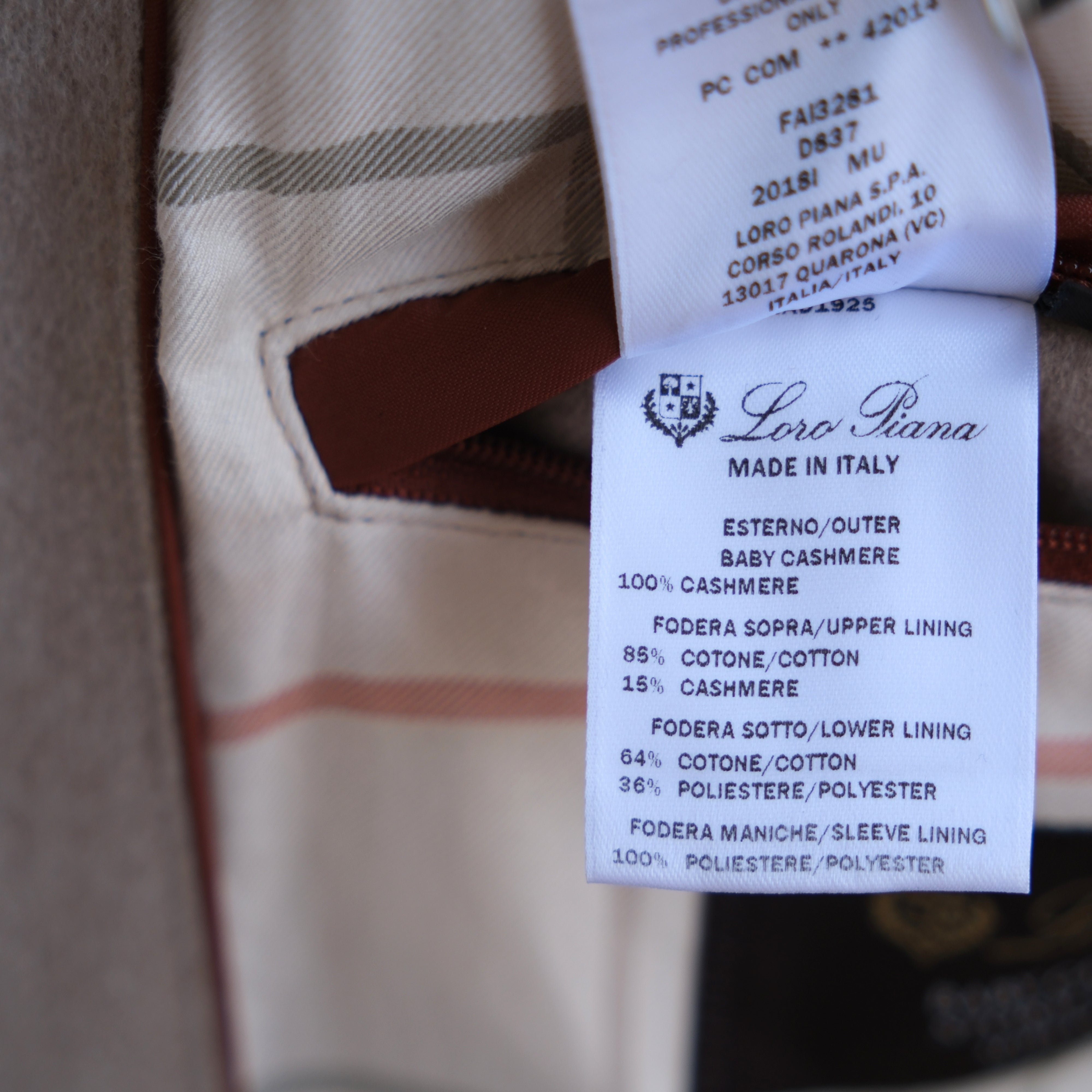 Beige Hooded Storm System Coat with Fur (M)