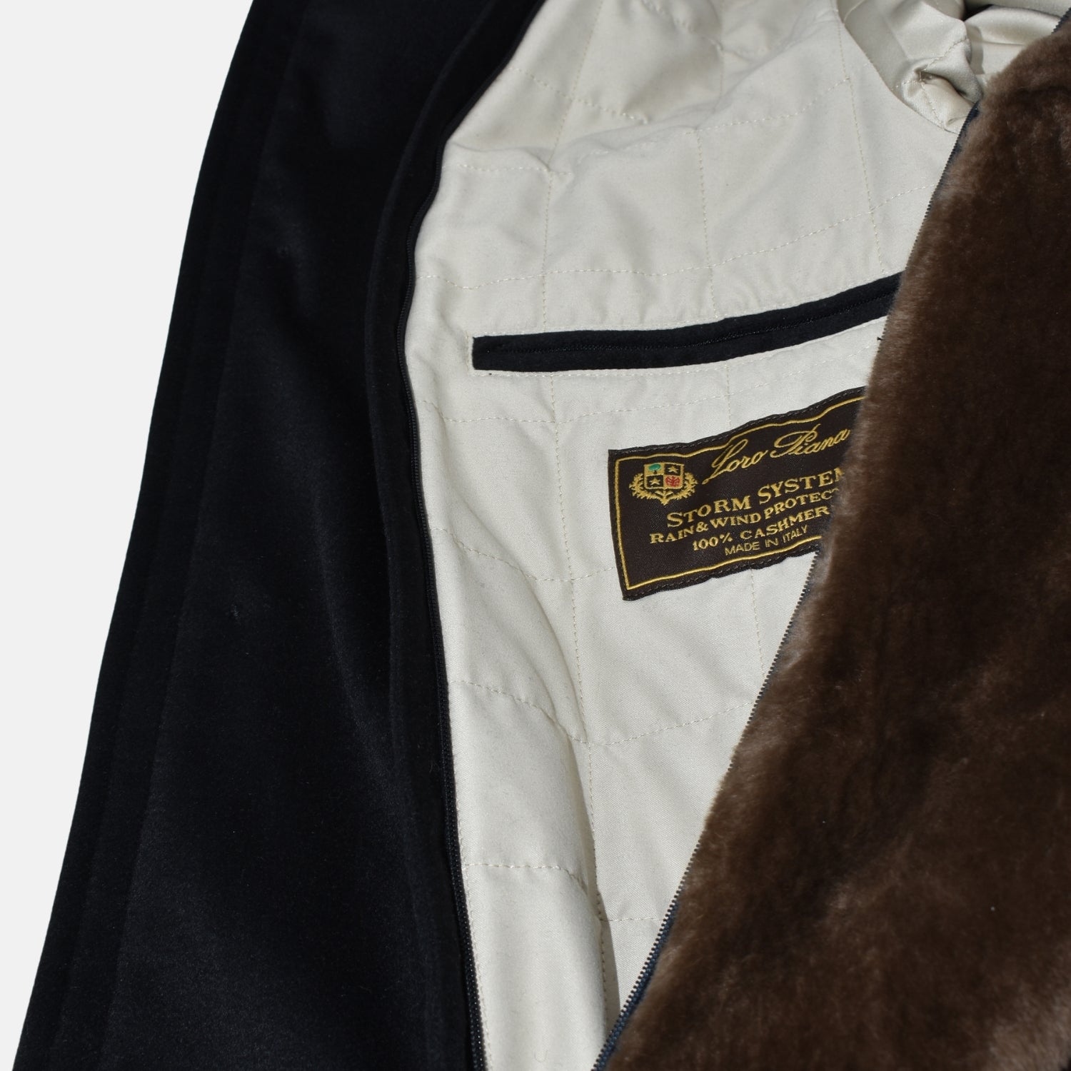 Black Beaver Lined "Storm System" Parka made of Cashmere (L)
